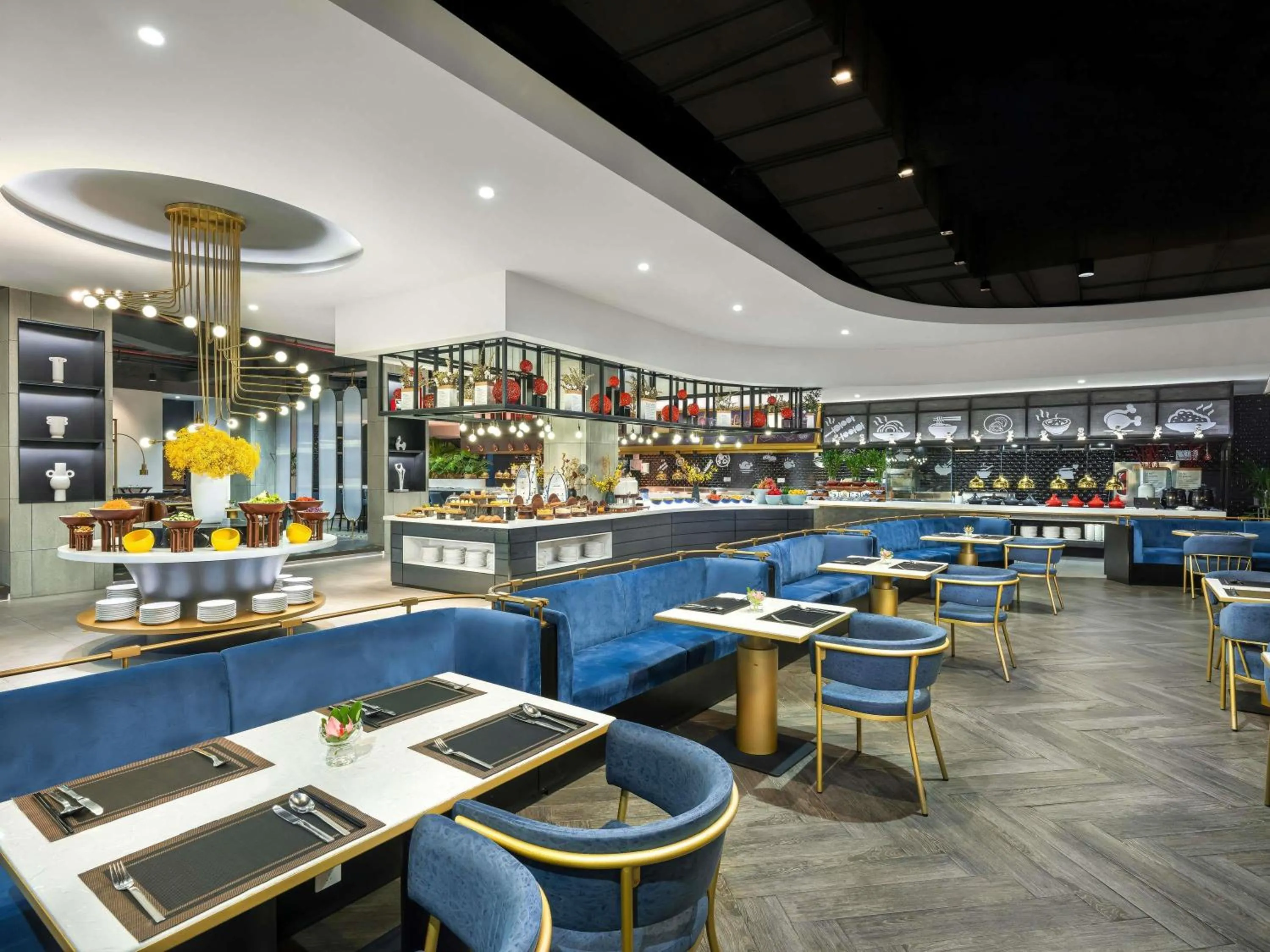 Restaurant/places to eat in Pullman Guangzhou Baiyun Airport