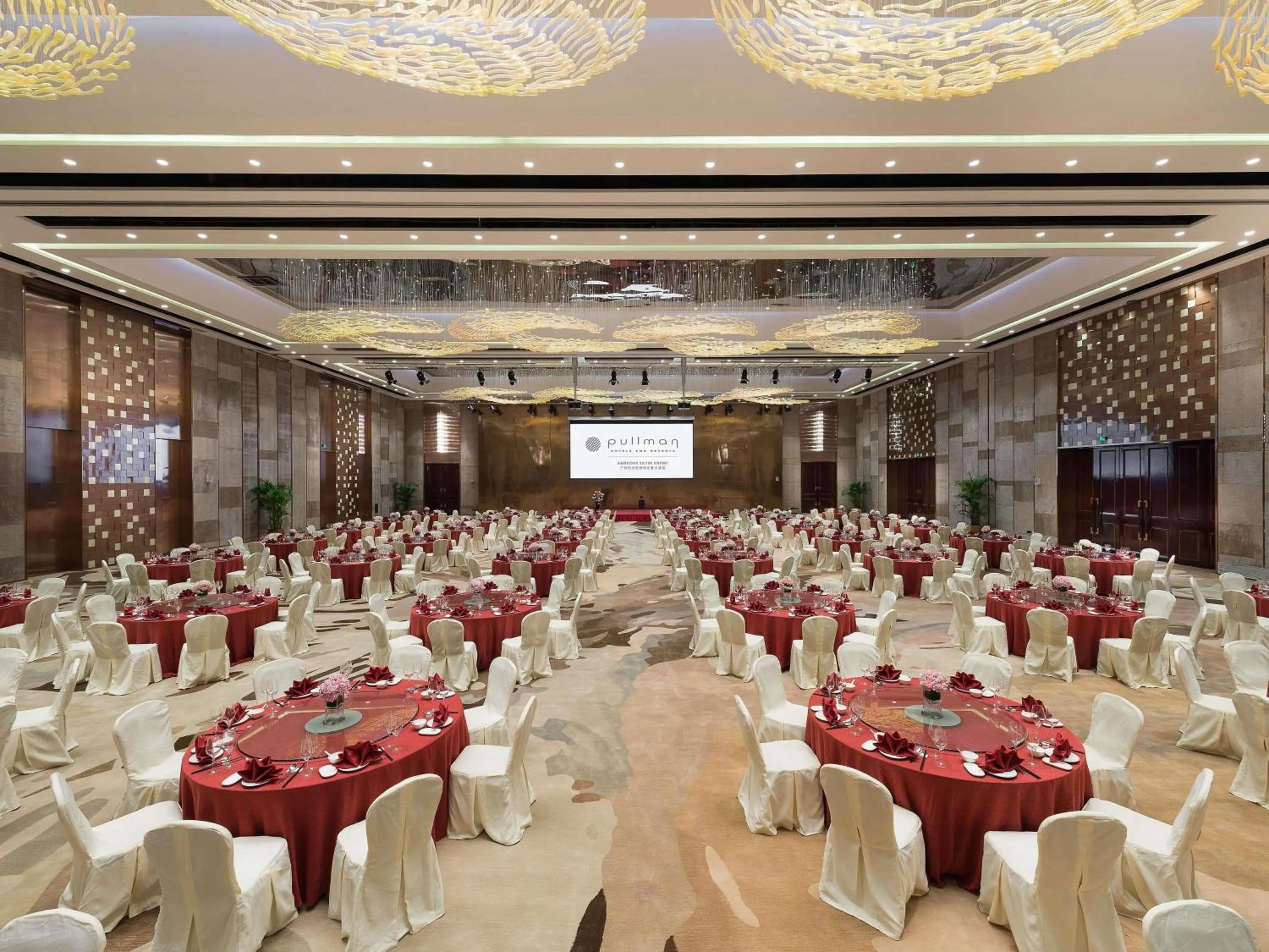 Meeting/conference room in Pullman Guangzhou Baiyun Airport - Free Shuttle Bus & Official Registration Agency during Canton Fair