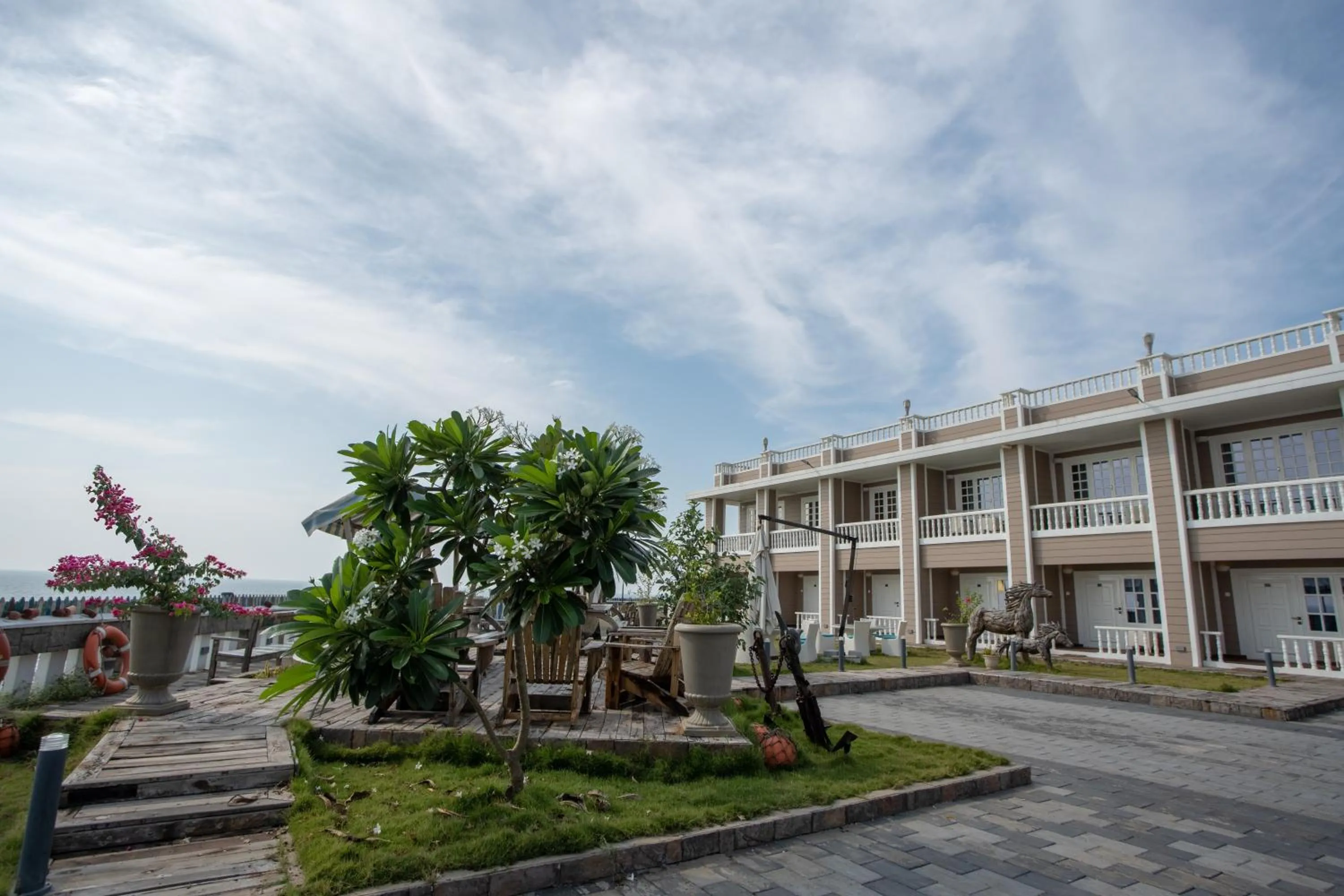 Property building in State Beach Resort And Spa