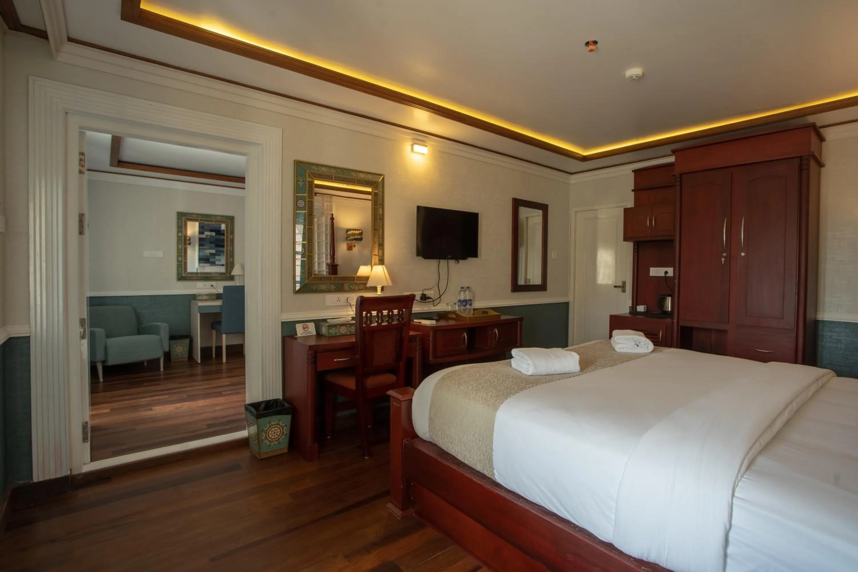 Bedroom, Bed in State Beach Resort And Spa