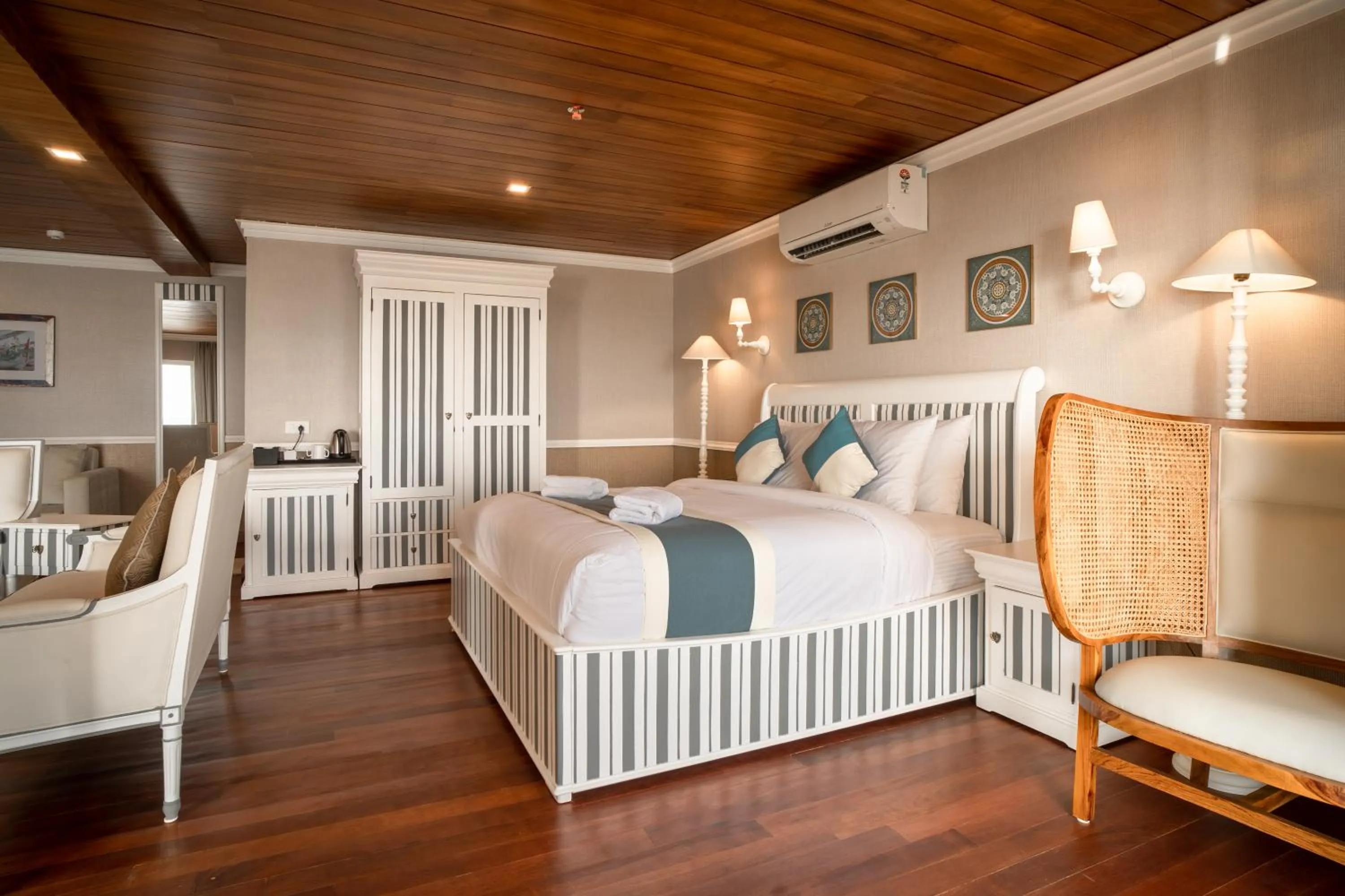 Bedroom, Bed in State Beach Resort And Spa