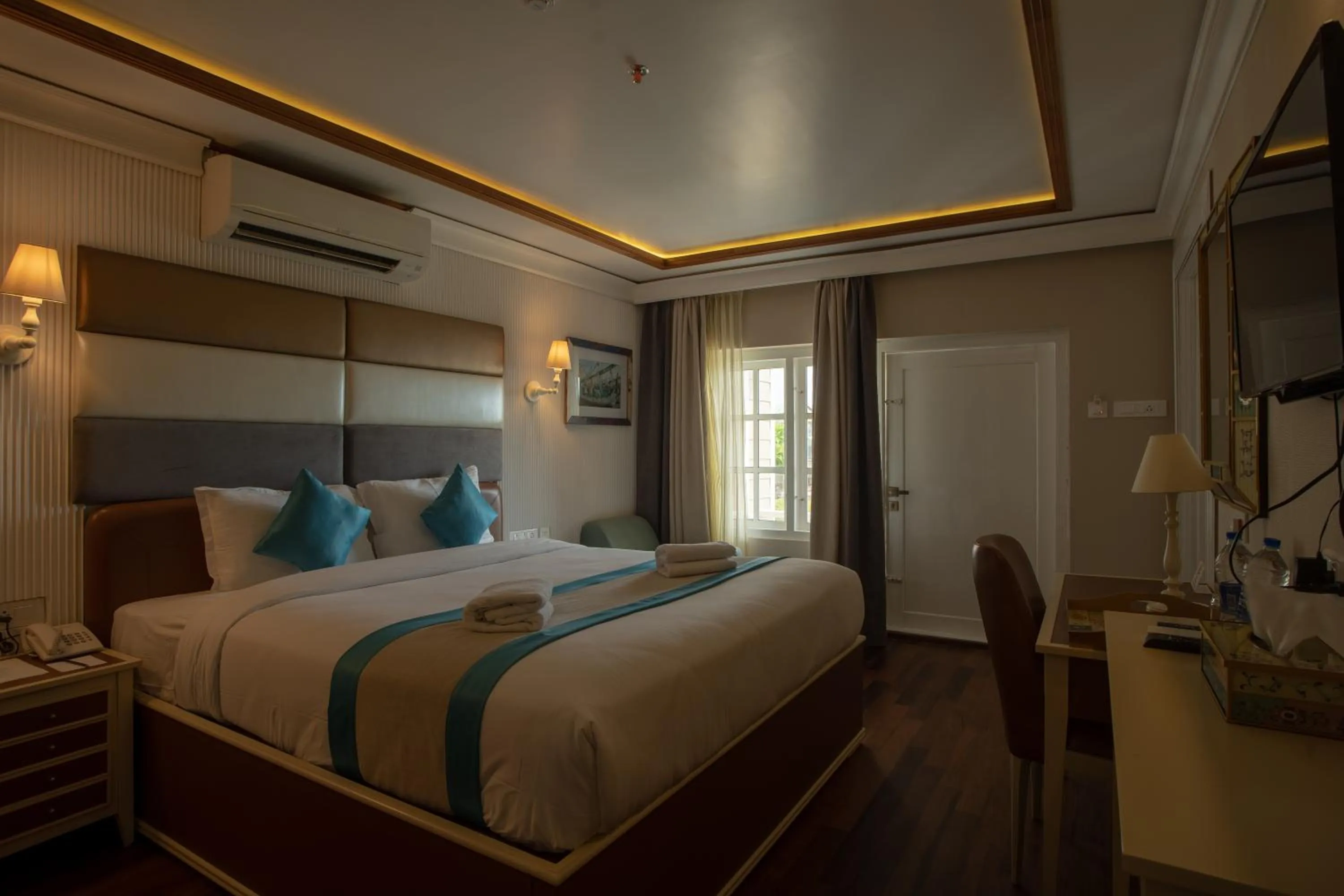 Photo of the whole room, Bed in State Beach Resort And Spa