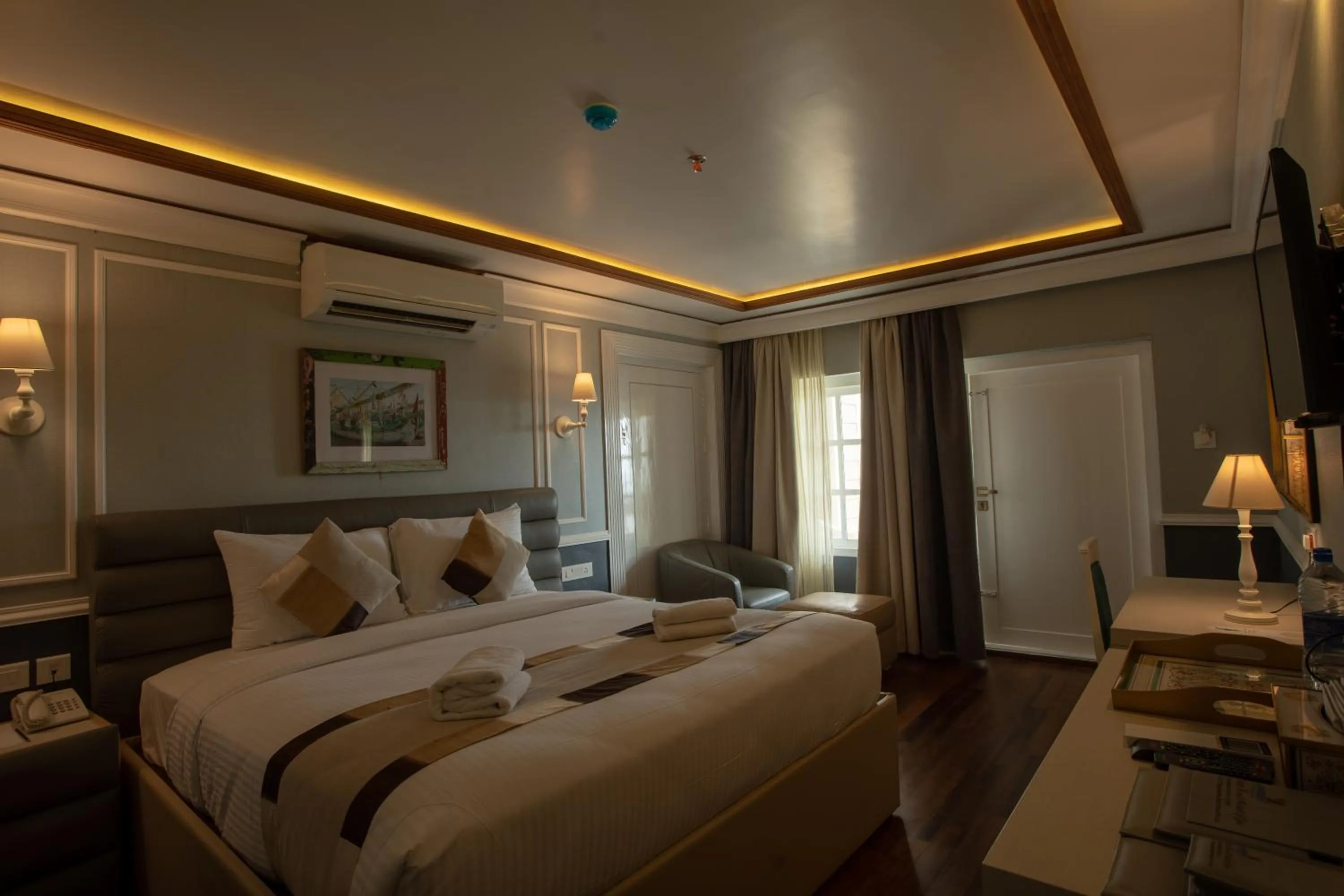 Photo of the whole room, Bed in State Beach Resort And Spa