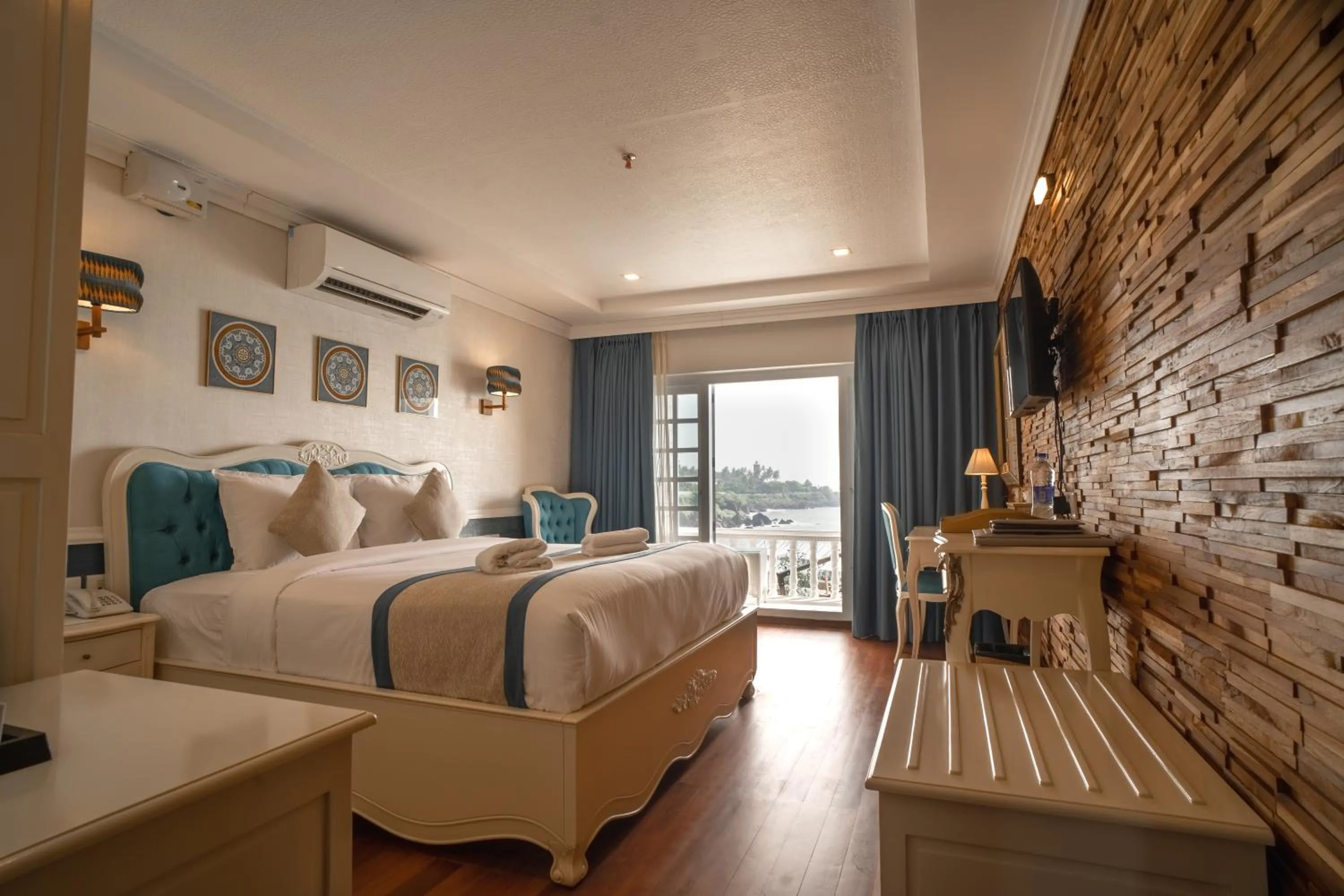 Photo of the whole room, Bed in State Beach Resort And Spa