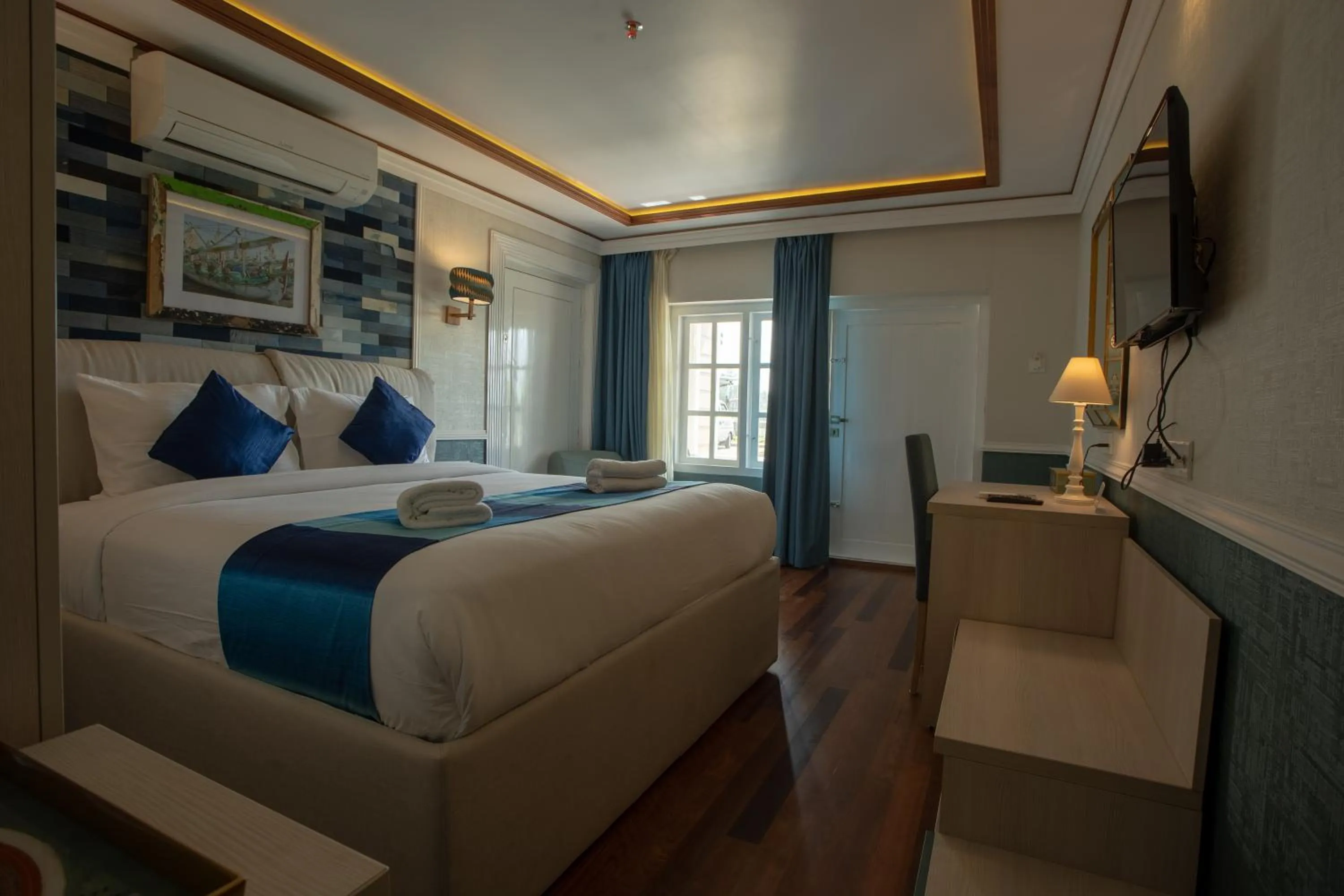 Photo of the whole room, Bed in State Beach Resort And Spa