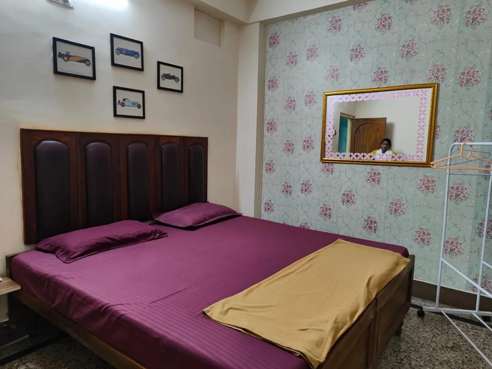 Bed in Hotel HCB (Hemo Chandra Bhawan)