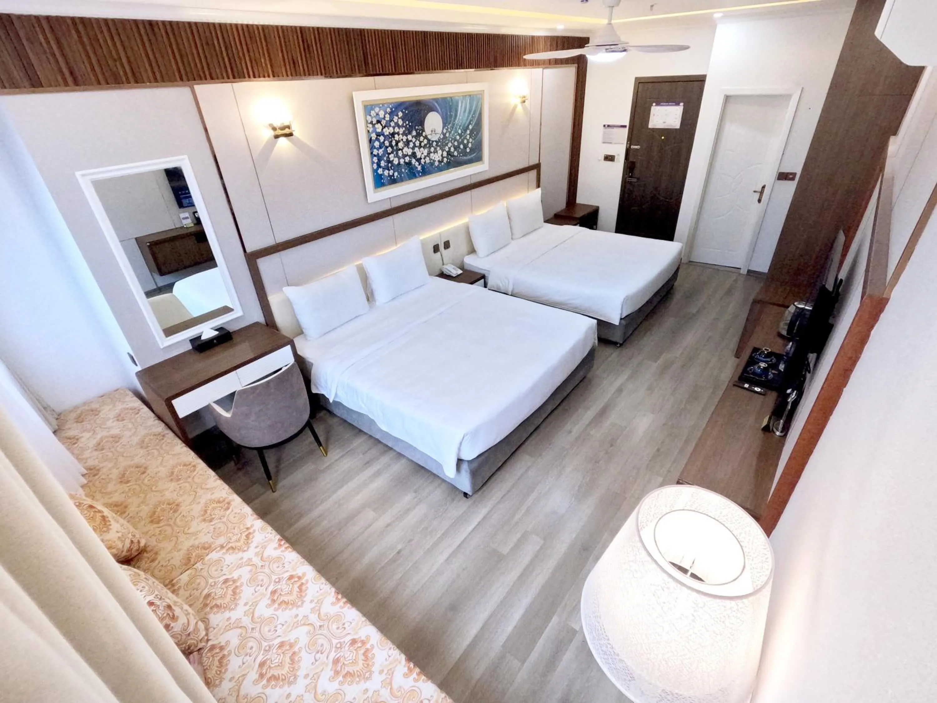 Bed in Halong Lavender Hotel