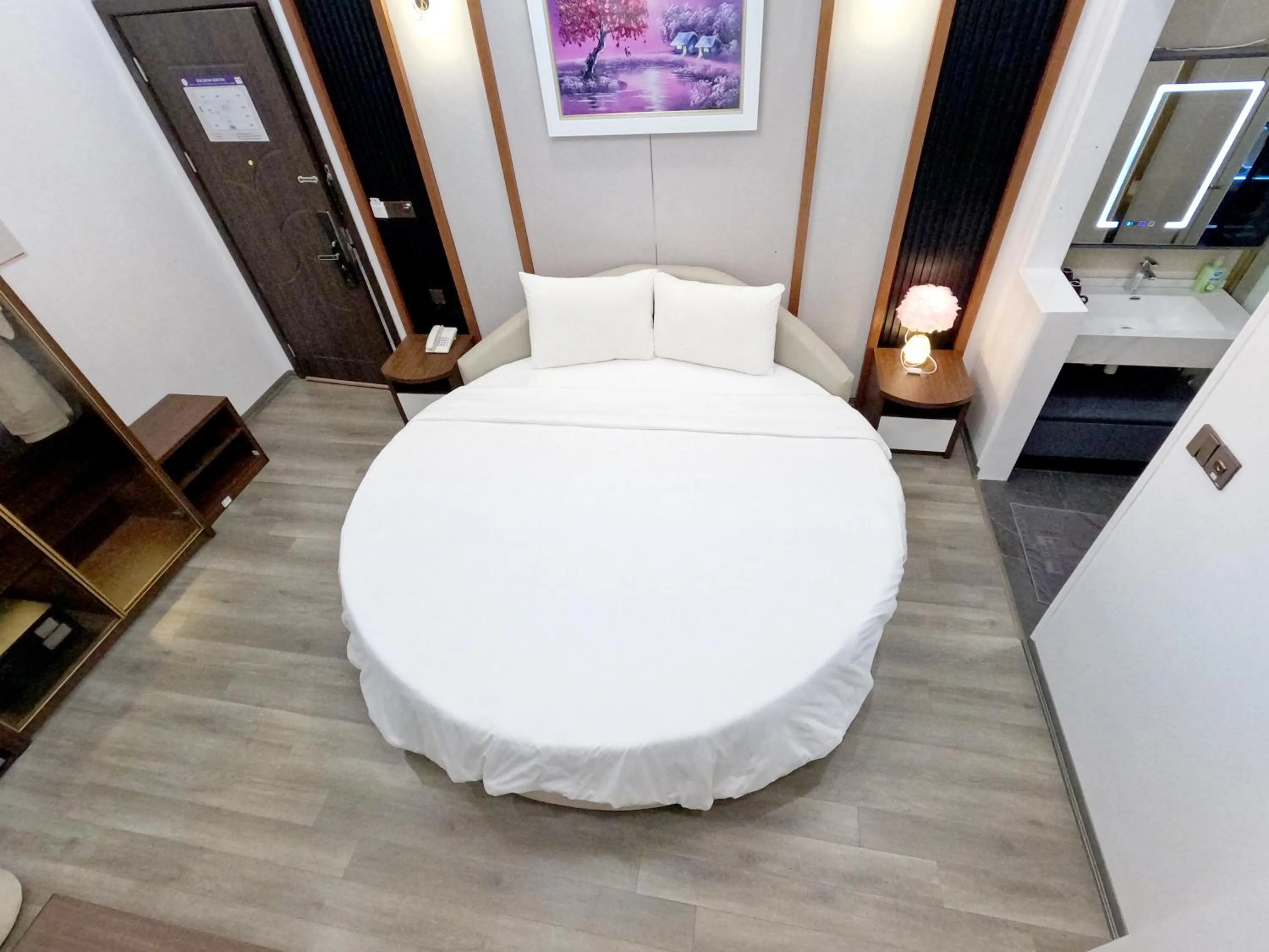 Bed in Halong Lavender Hotel
