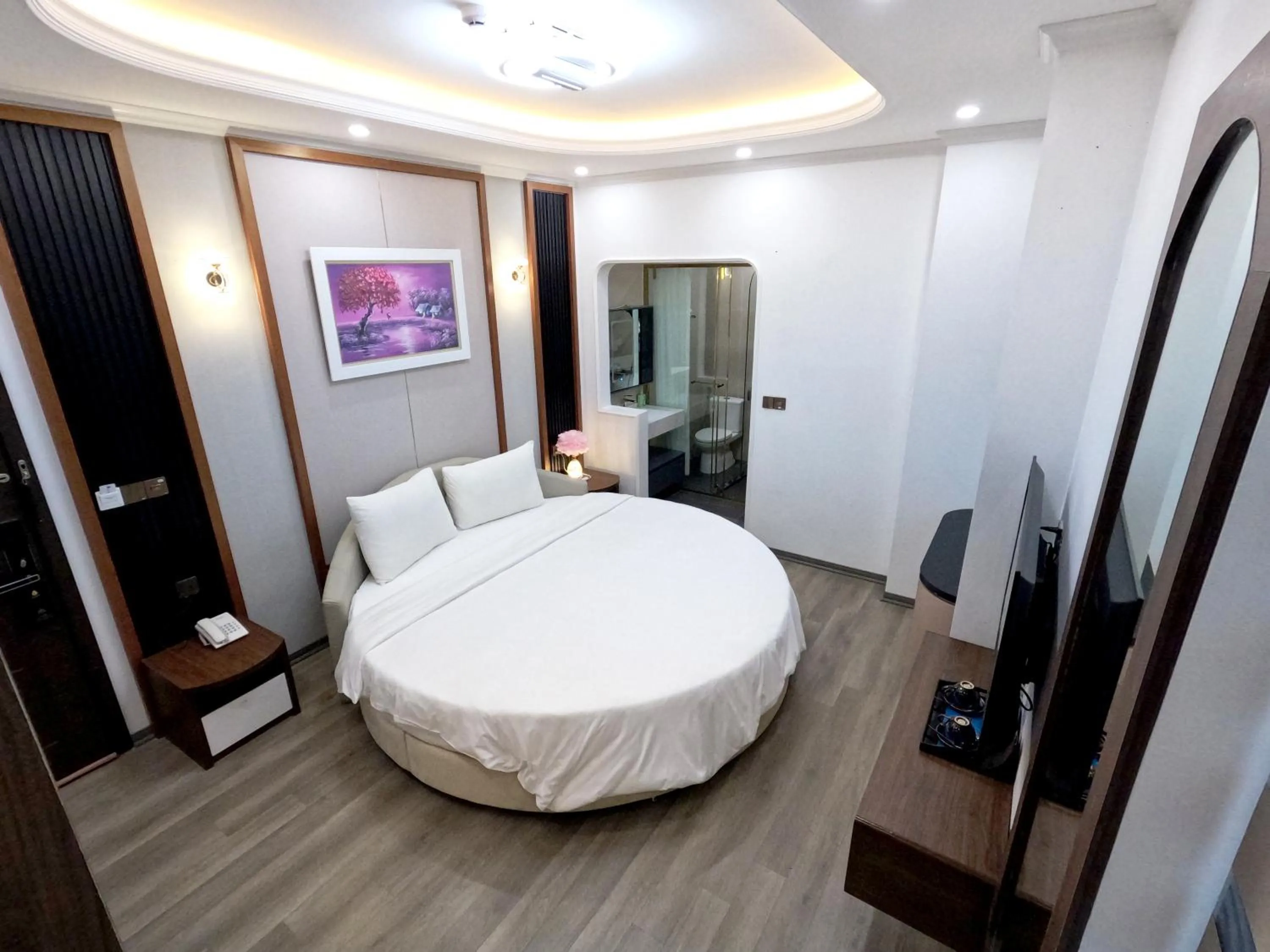 Bed in Halong Lavender Hotel