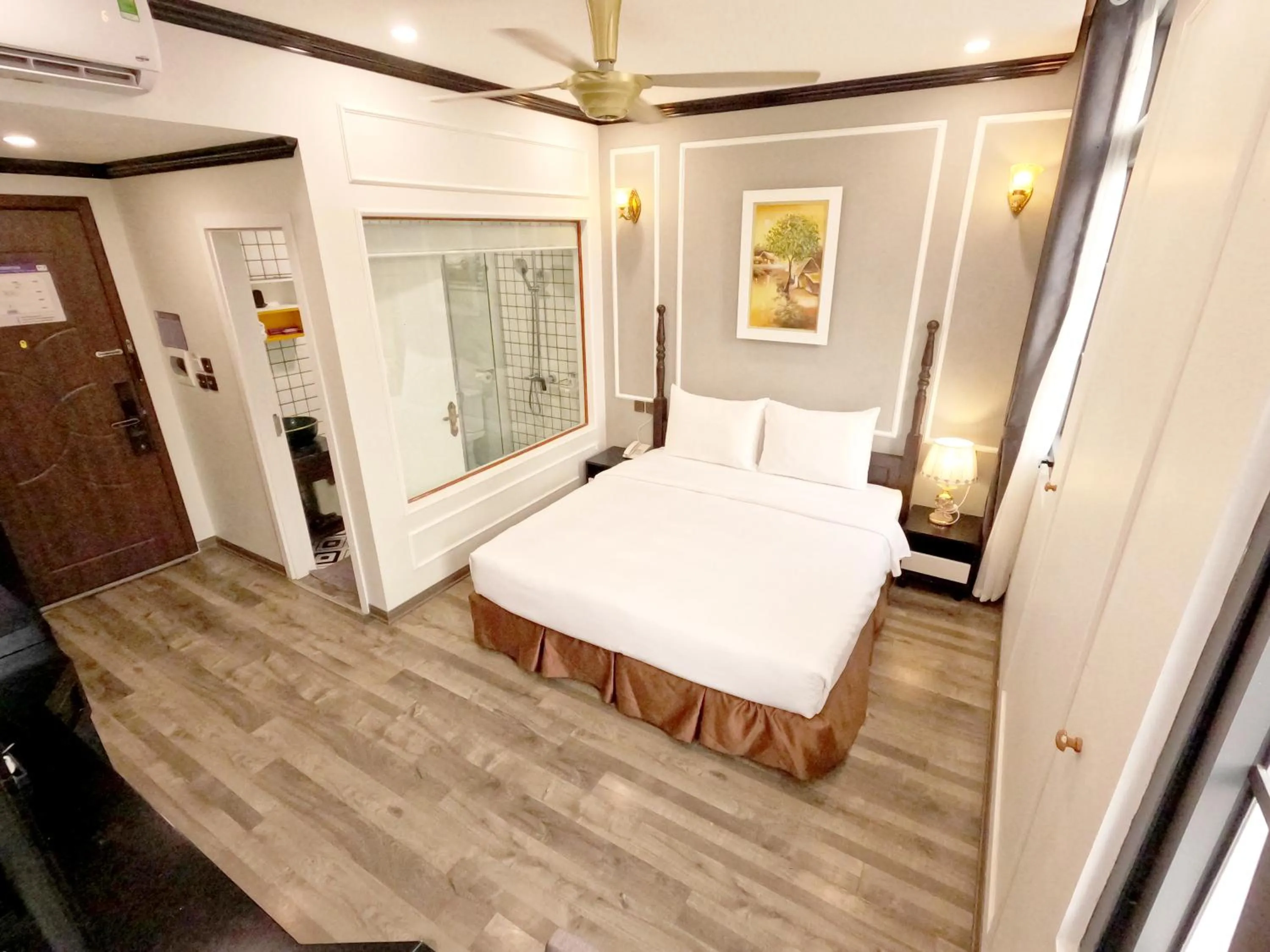 Bed in Halong Lavender Hotel