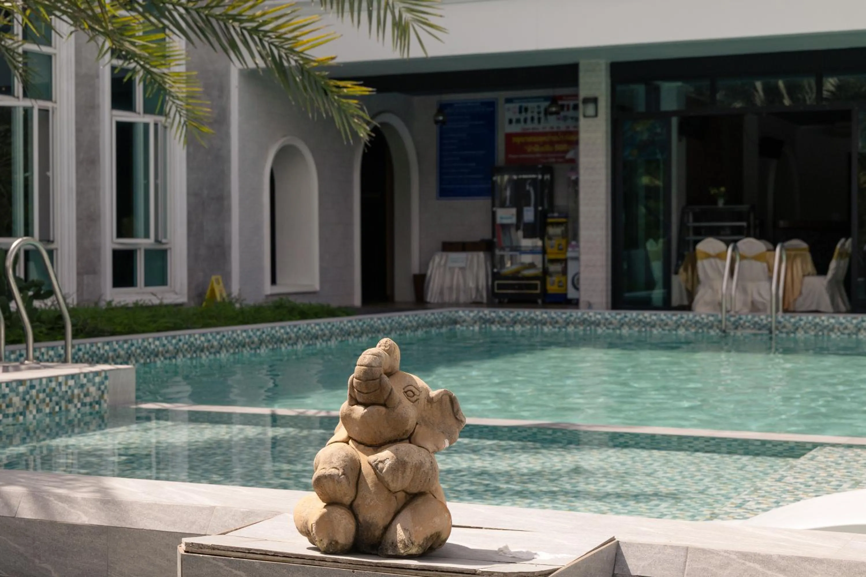 Day in Le Erawan Phang Nga Hotel