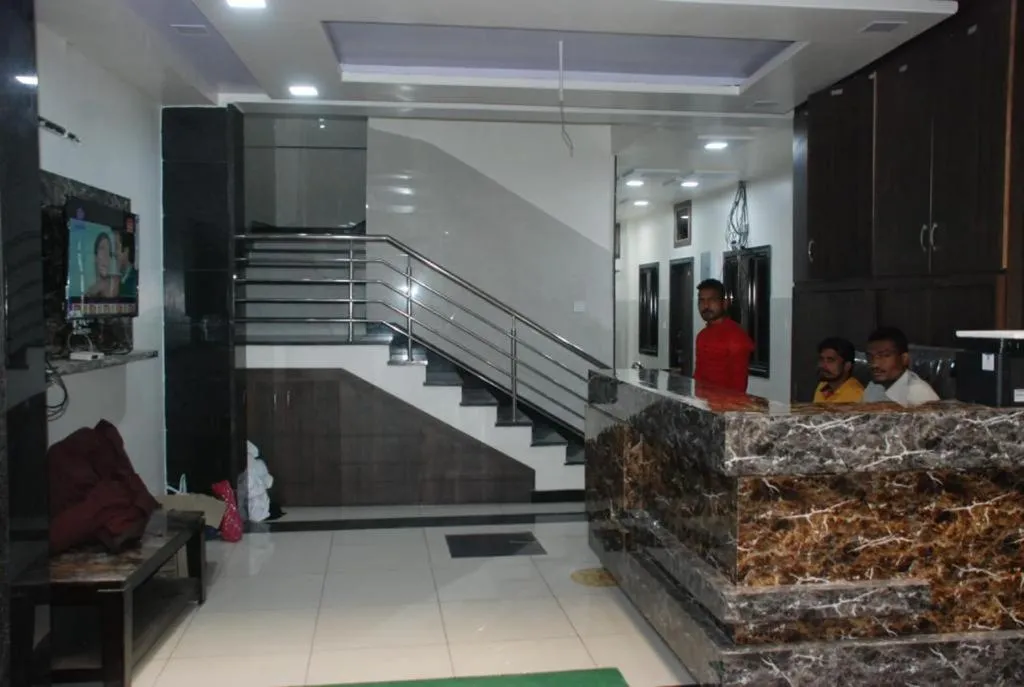 Hotel Chouhan Paradise