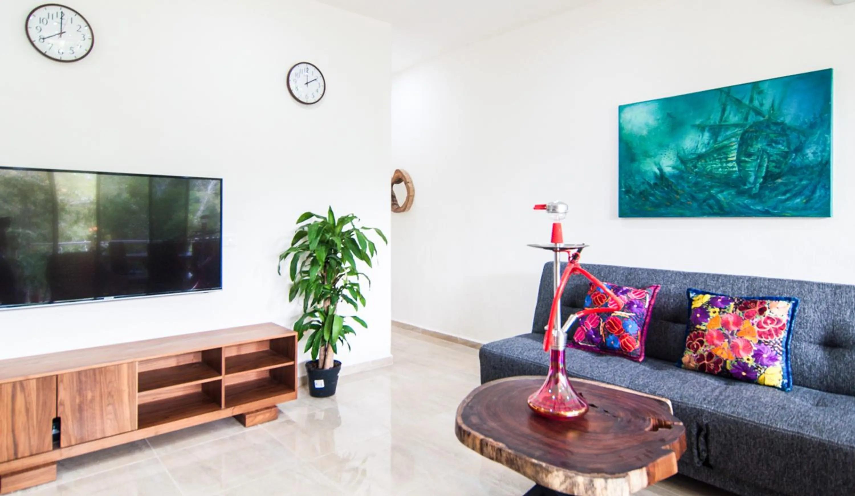 Seating area in Cave Apartments Mexico 2