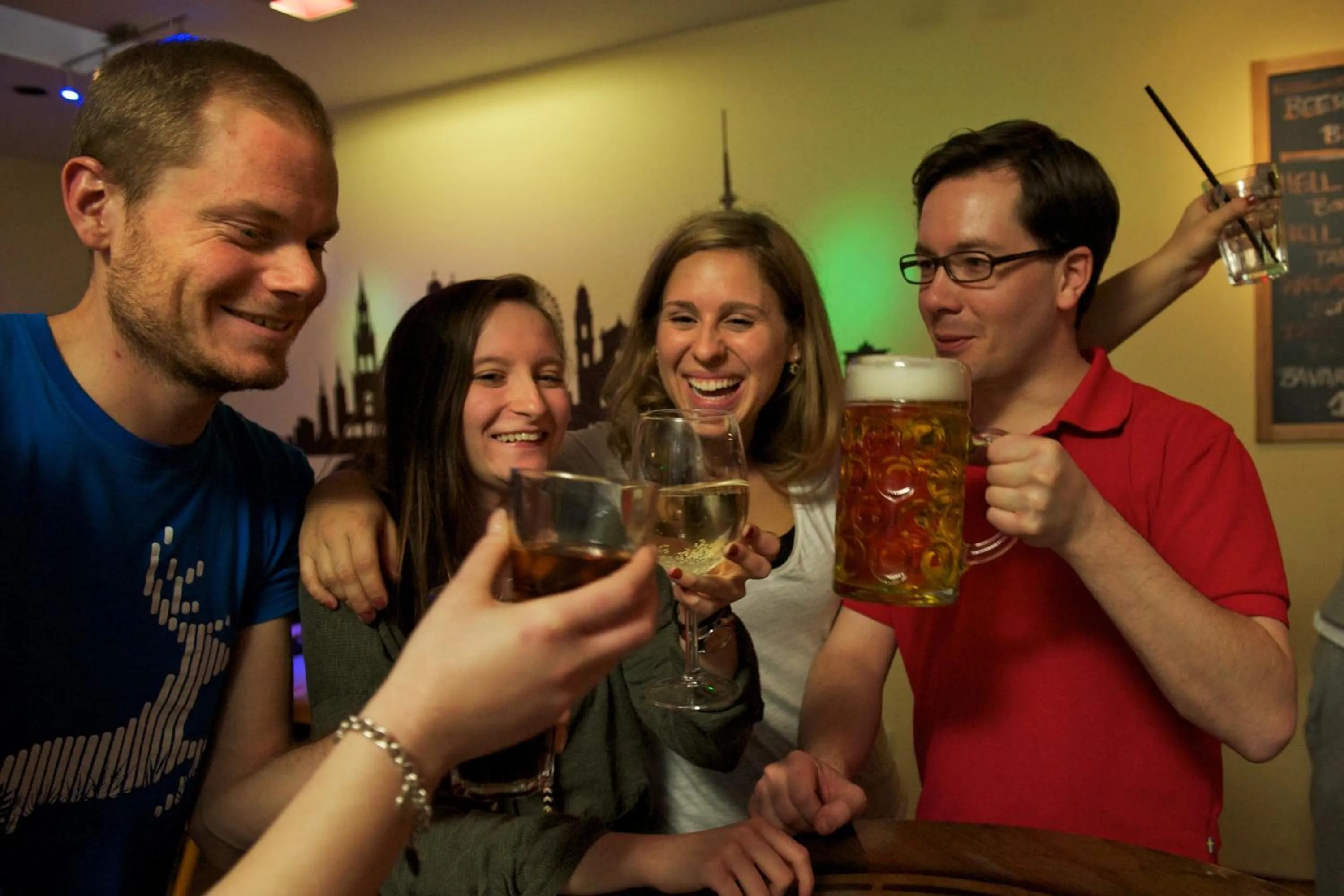 Lounge or bar in THE 4YOU Hostel & Hotel Munich