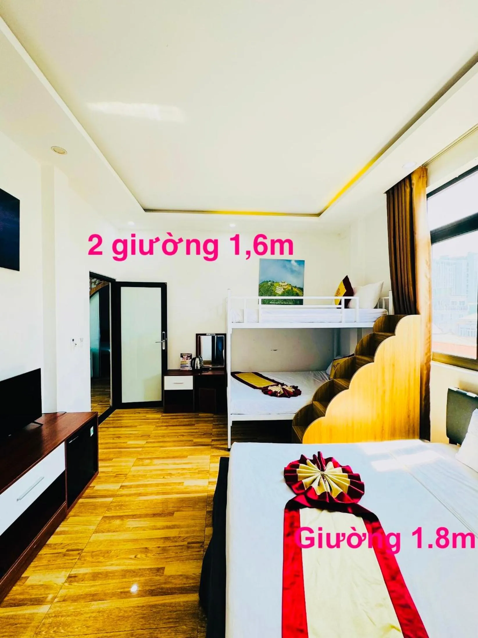 TV and multimedia, Bed in Sapphire HOTEL HUE