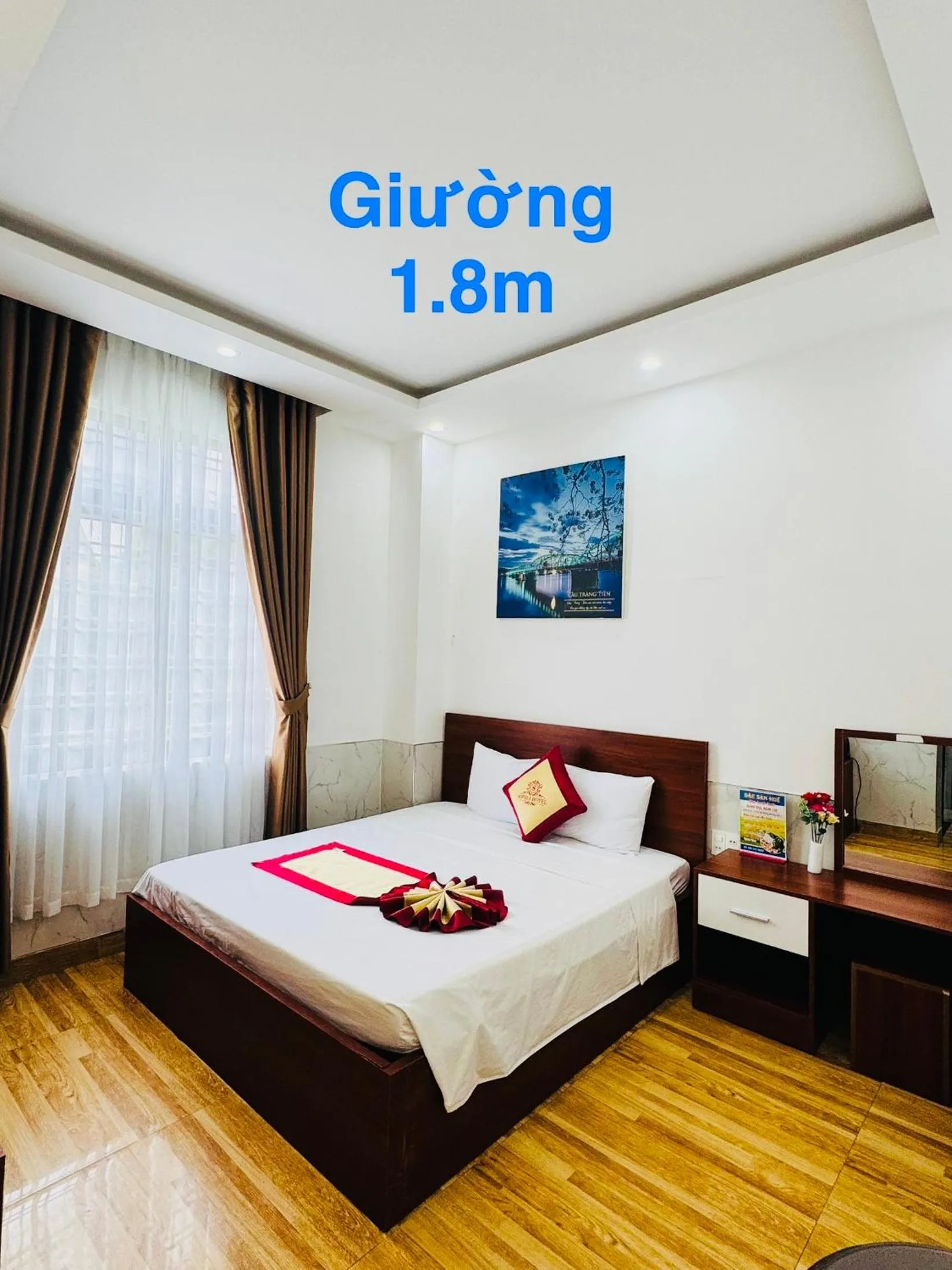 Bed in Sapphire HOTEL HUE