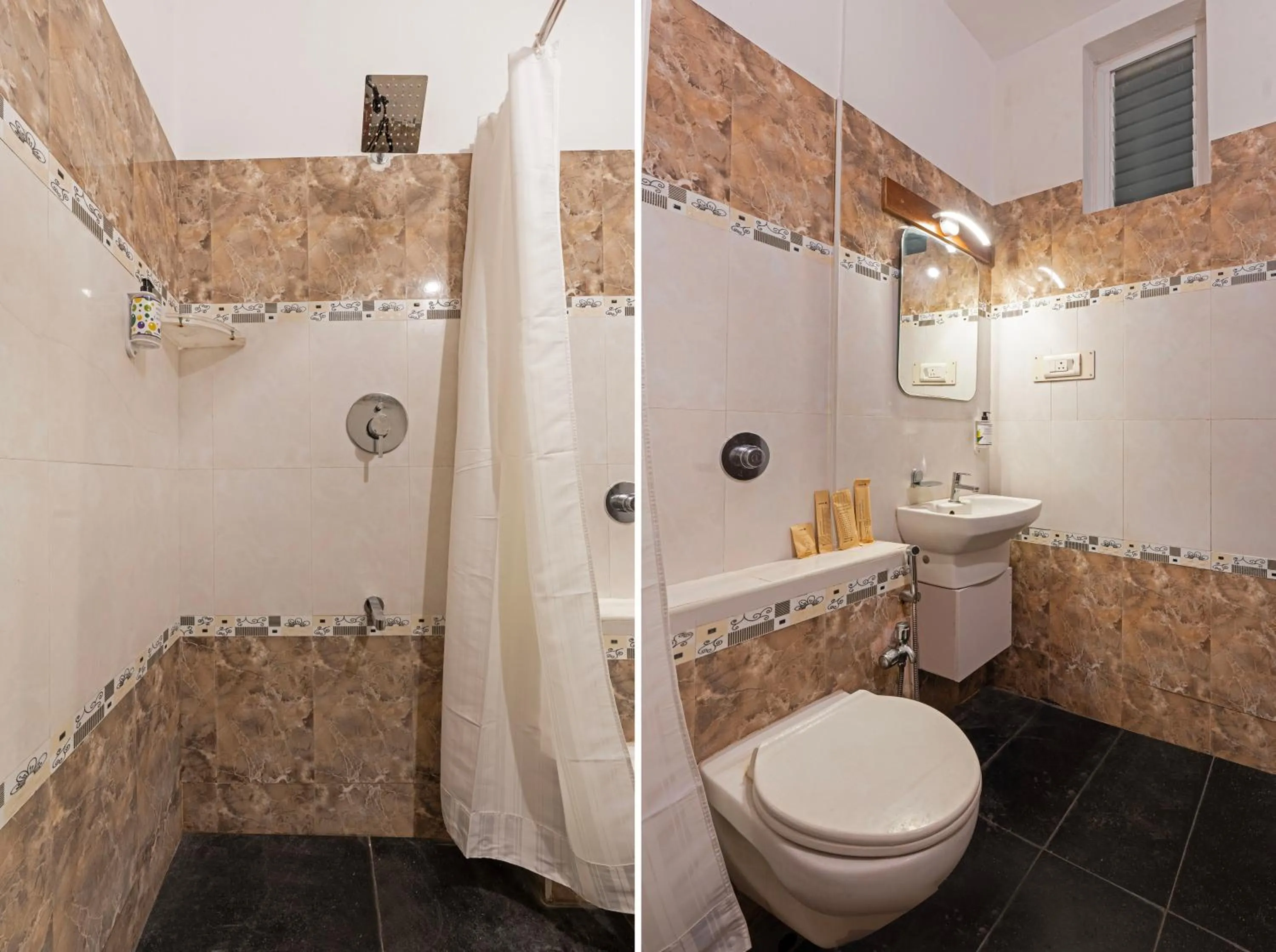 Bathroom in Hotel Golden Bliss