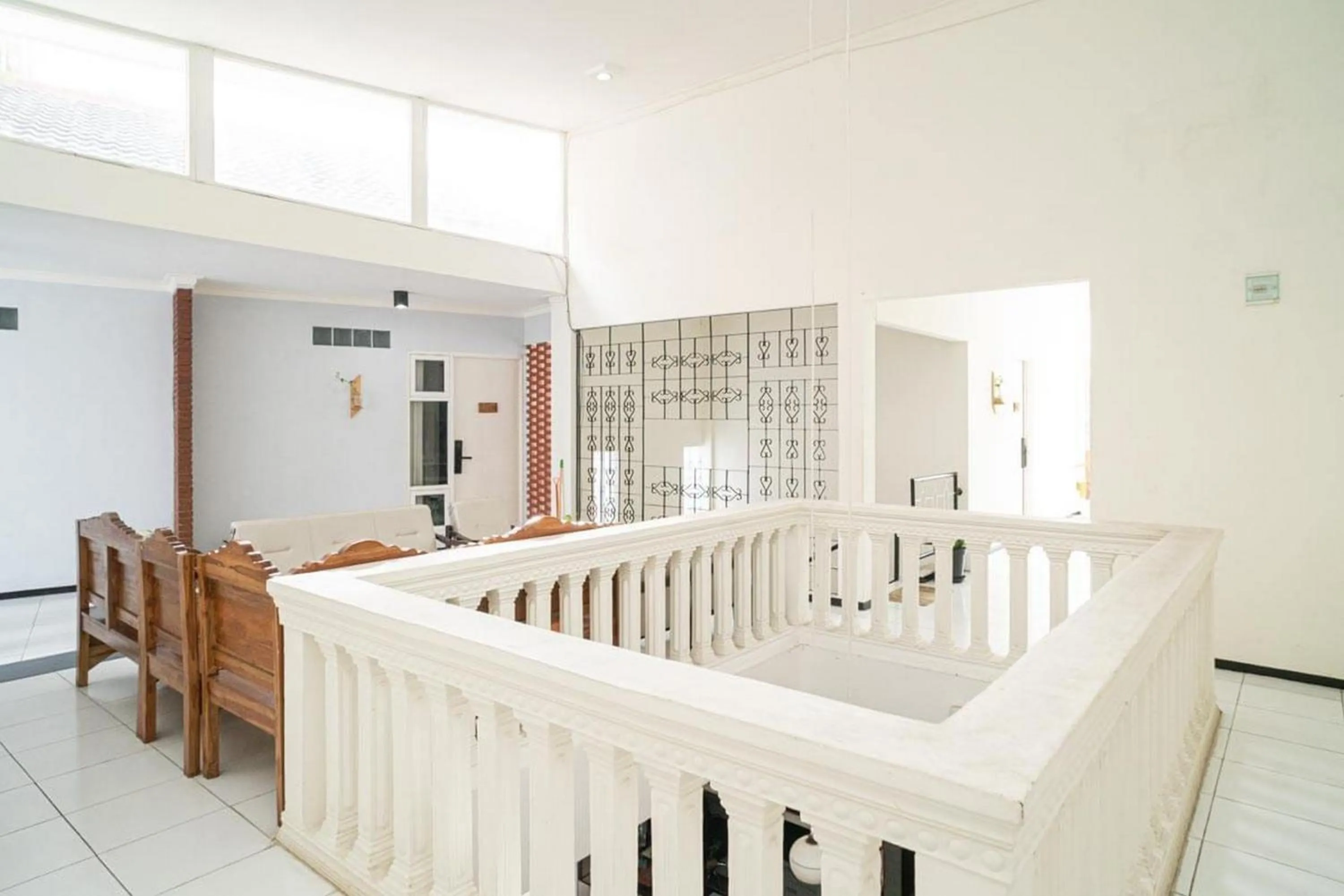 Property building, Bed in RedDoorz Syariah At Mitra Guest House