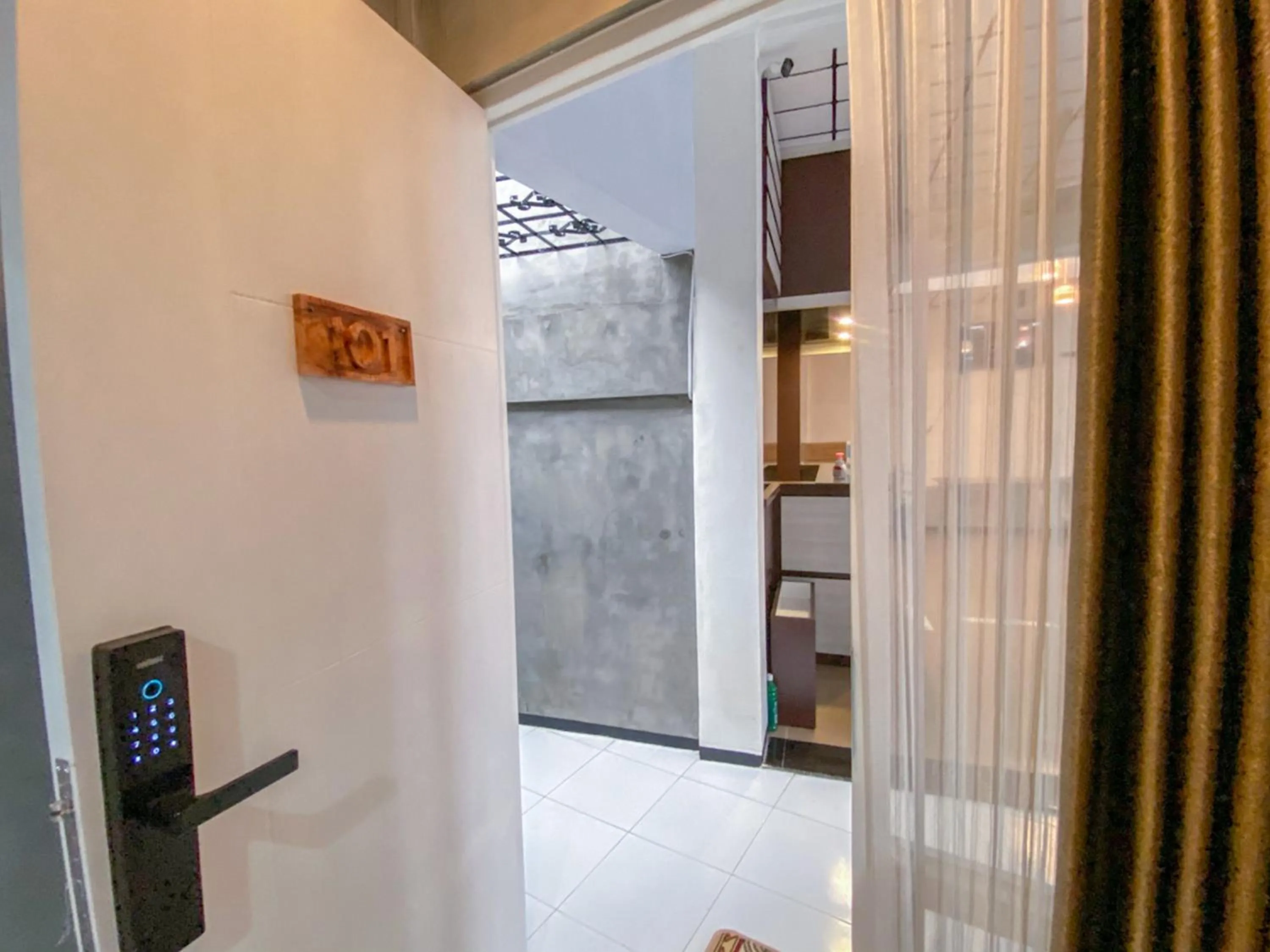 Area and facilities in RedDoorz Syariah At Mitra Guest House