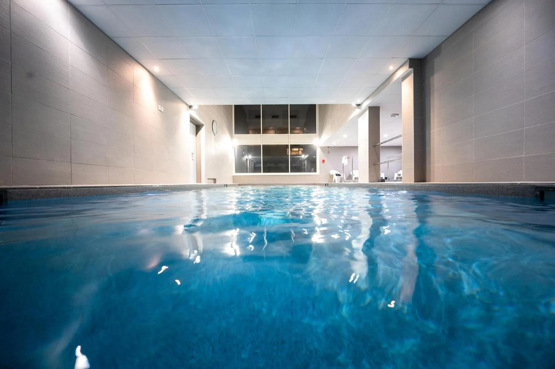 Swimming pool in Nemea Appart Hotel Europe Velizy Villacoublay