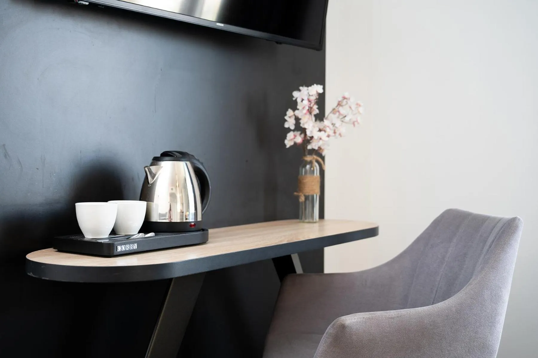 TV and multimedia in Nemea Appart Hotel Europe Velizy Villacoublay