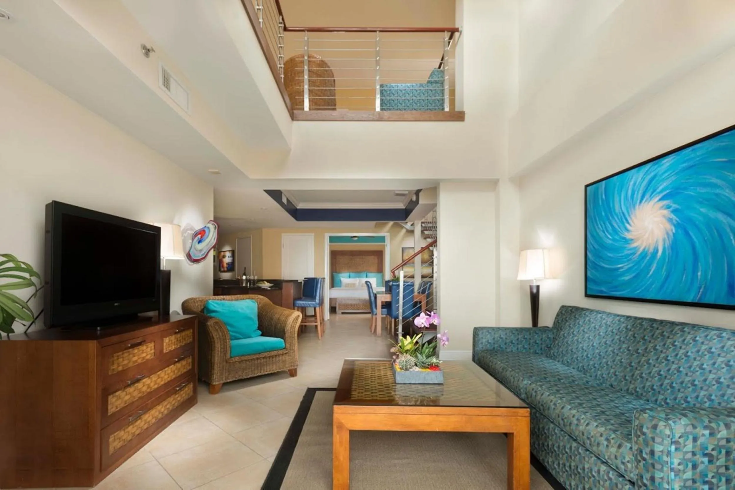 Communal lounge/ TV room in Divi Aruba Phoenix Beach Resort