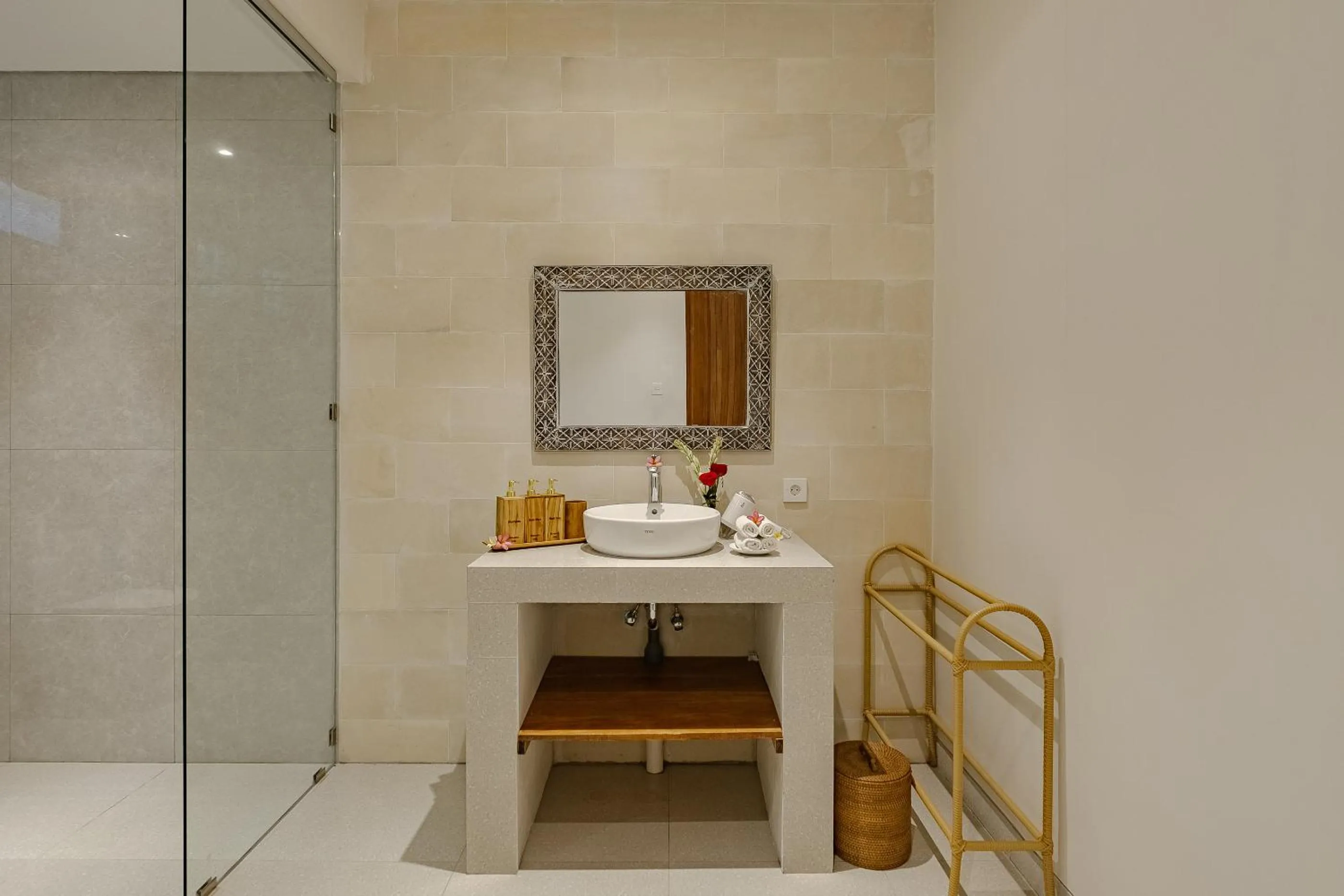 Shower in Villa Wananta