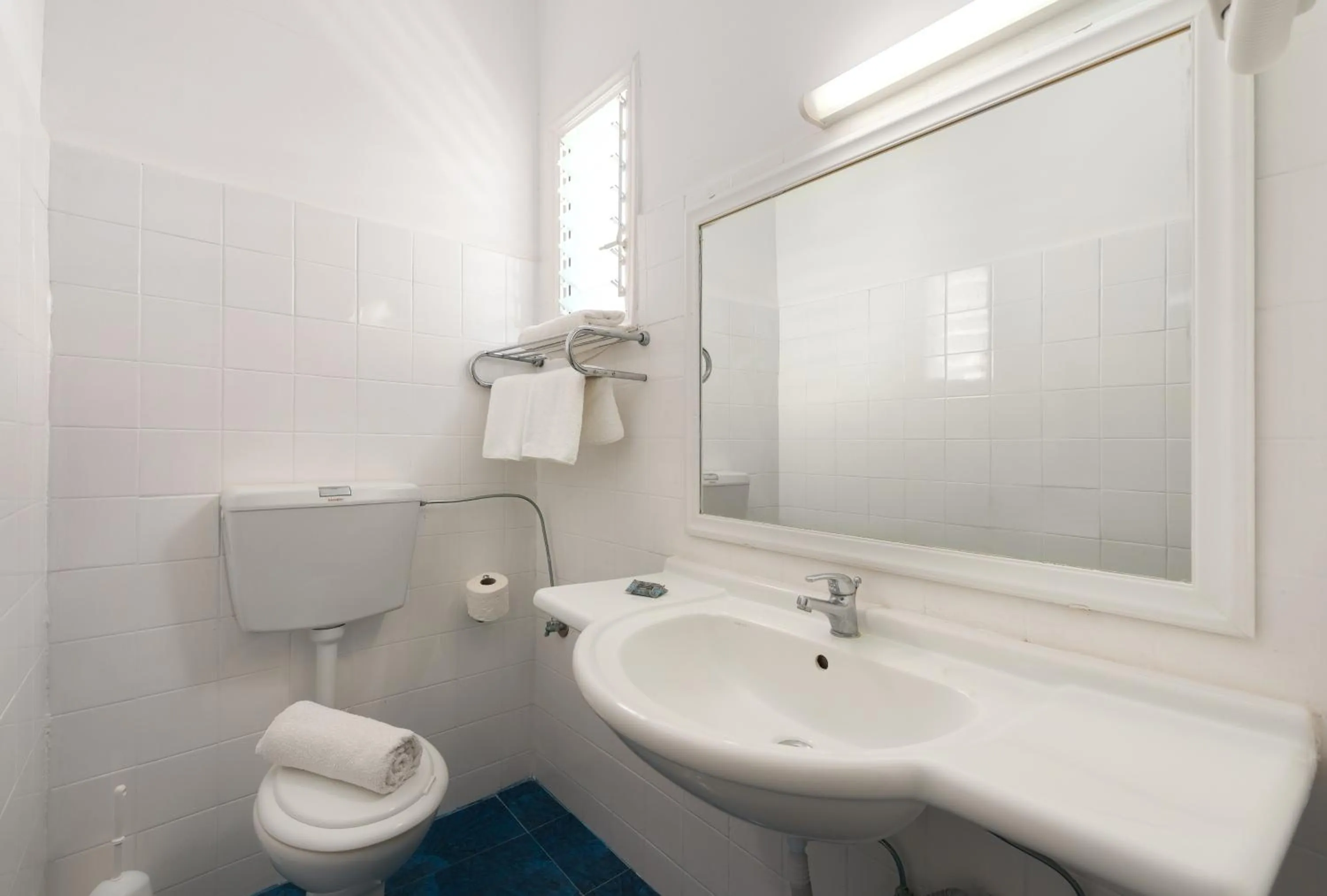 Toilet in Sun Beach Lindos