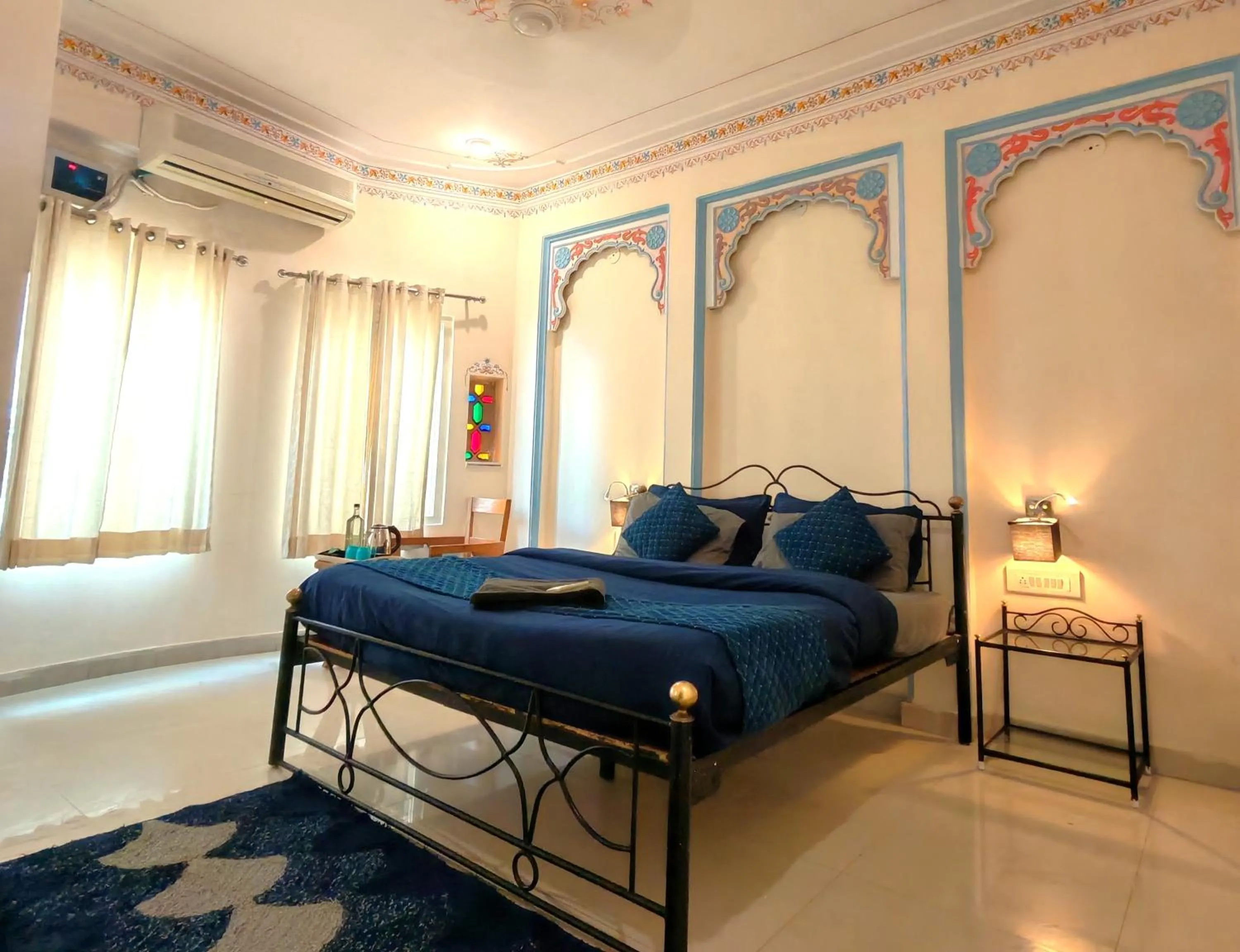 Photo of the whole room, Bed in Shalom Backpackers Udaipur