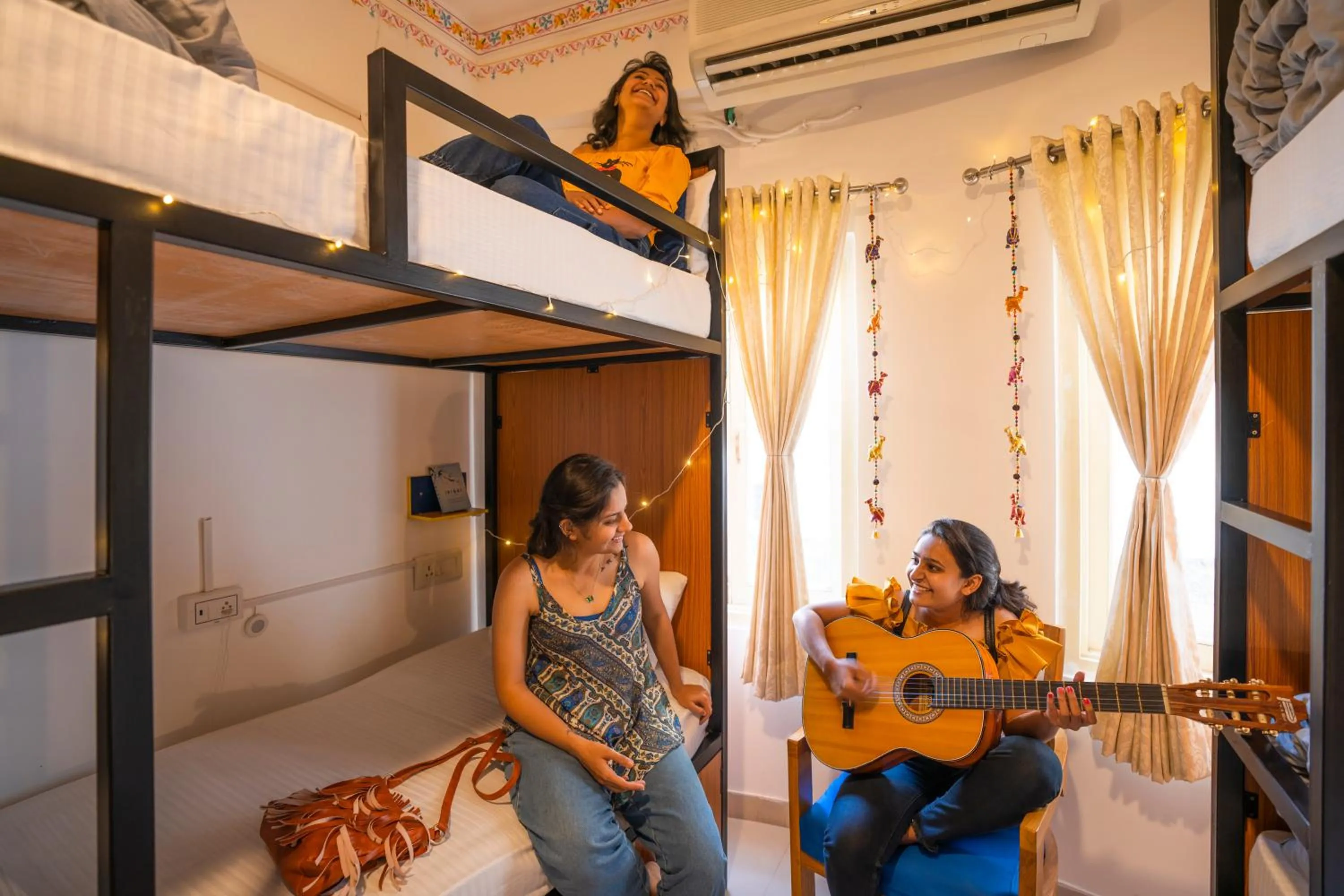 People in Shalom Backpackers Udaipur