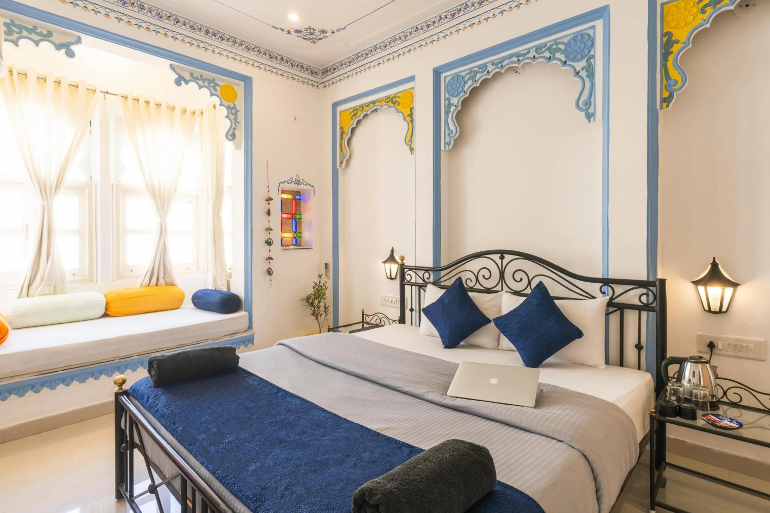 Photo of the whole room, Bed in Shalom Backpackers Udaipur