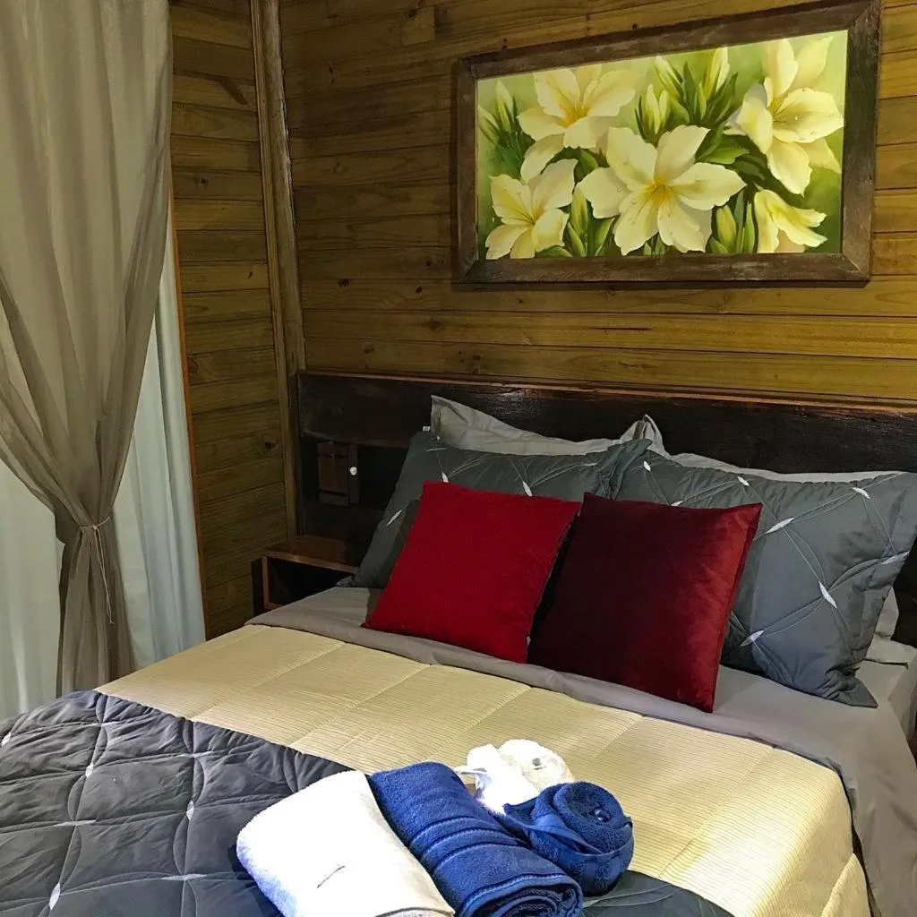 Photo of the whole room, Bed in Pousada Village dos Canyons
