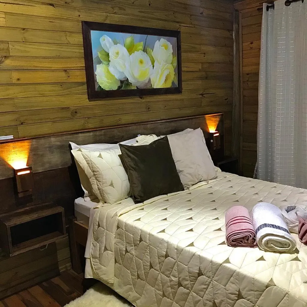 Photo of the whole room, Bed in Pousada Village dos Canyons