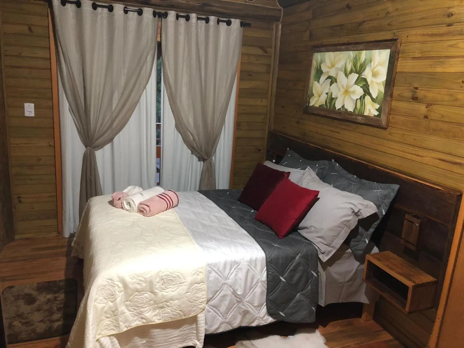 Photo of the whole room, Bed in Pousada Village dos Canyons