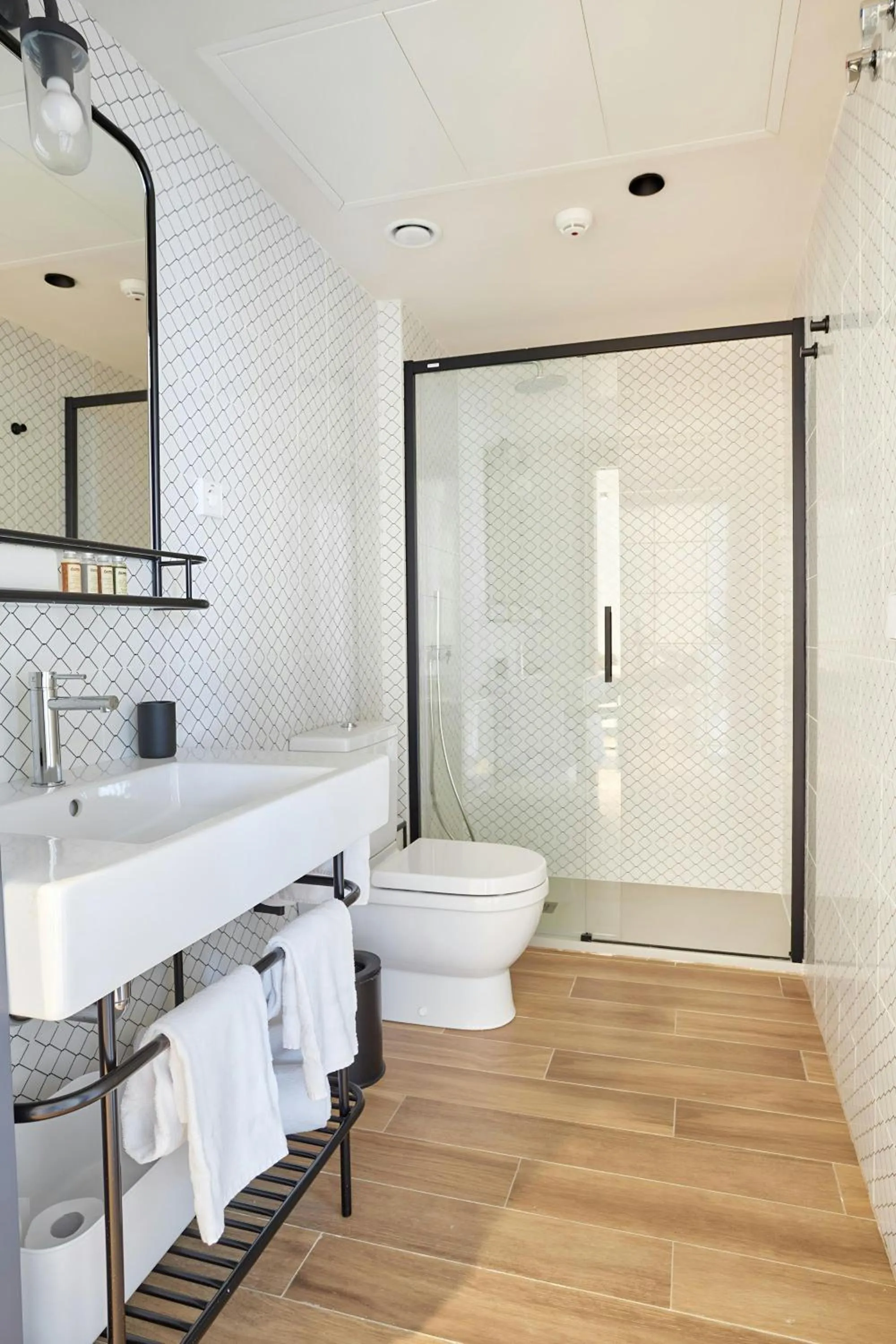 Bathroom in Sonder by Marriott Bonvoy Malasaña Apartments