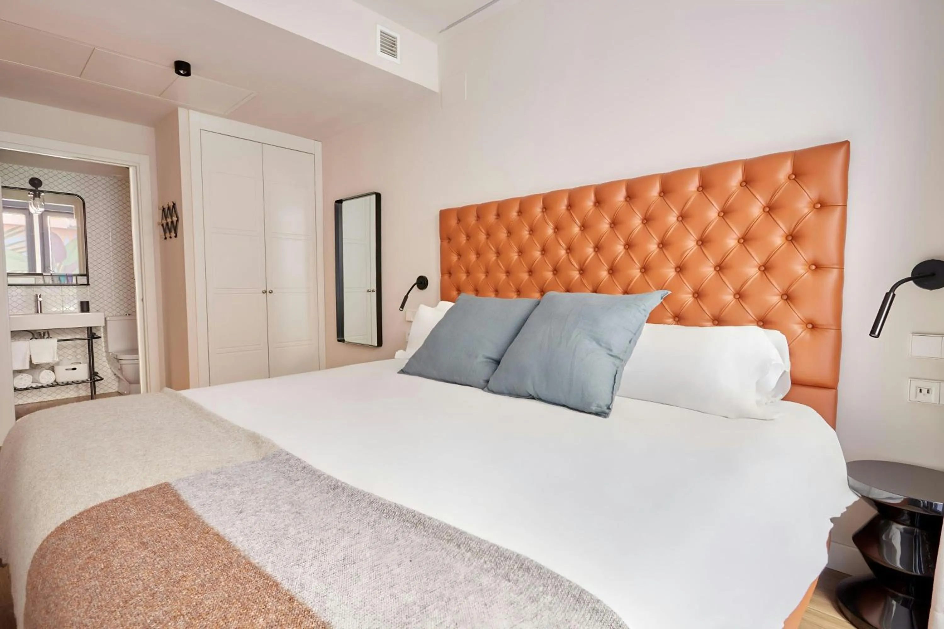 Bedroom, Bed in Sonder by Marriott Bonvoy Malasaña Apartments