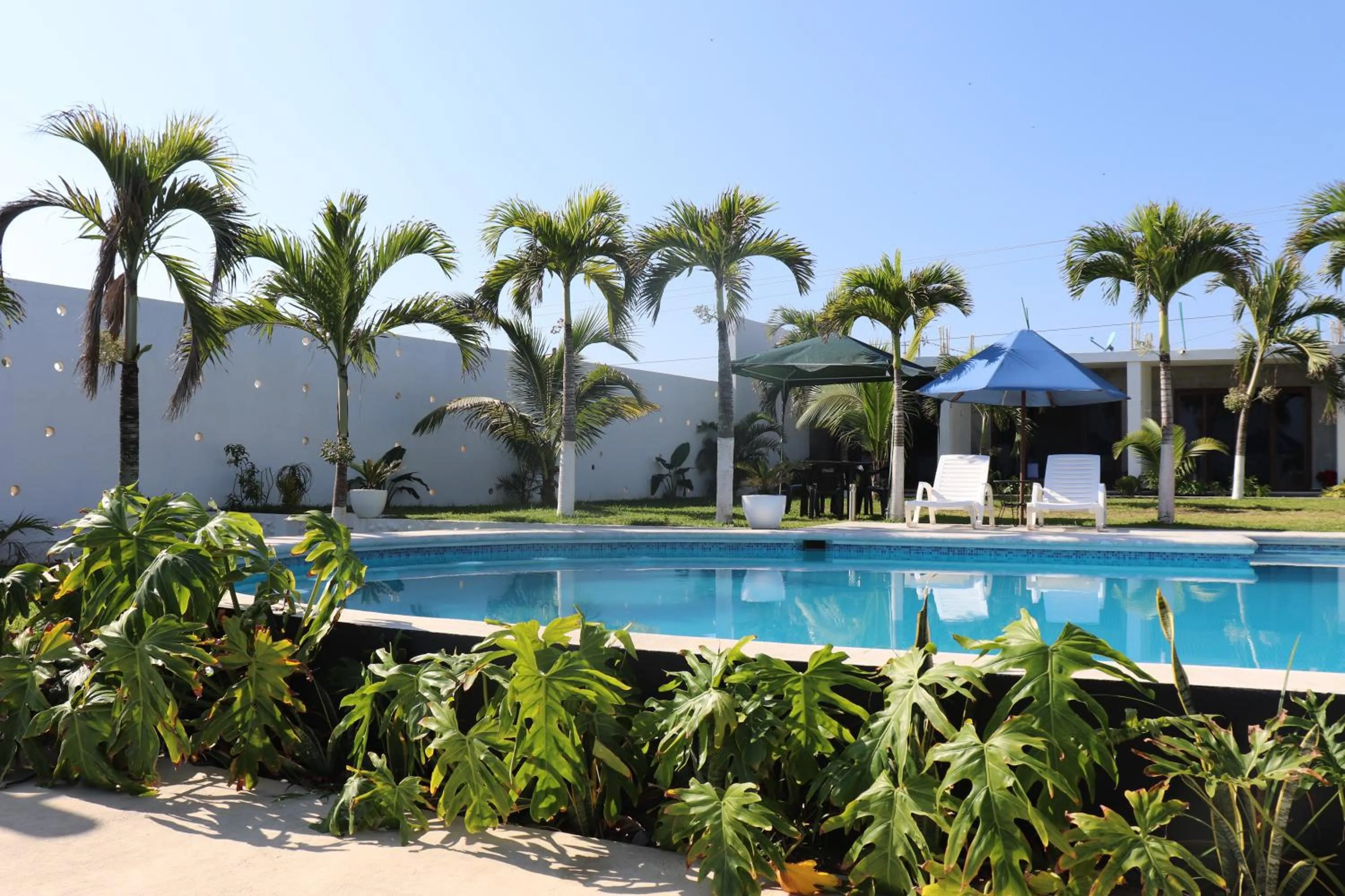 Swimming pool in Hotel Lunazul In Costa Esmeralda