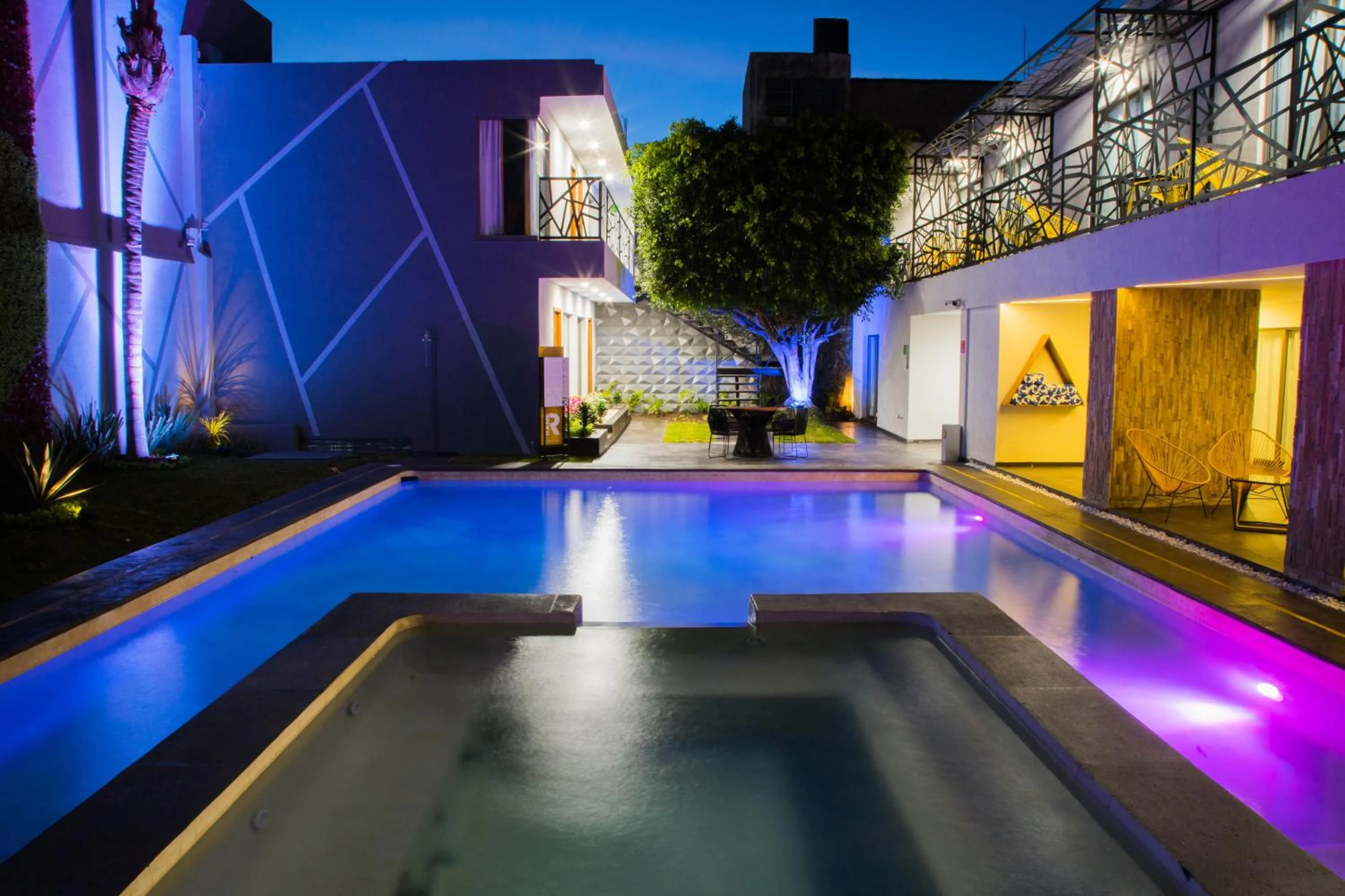 Night in Ramë Hotel Boutique