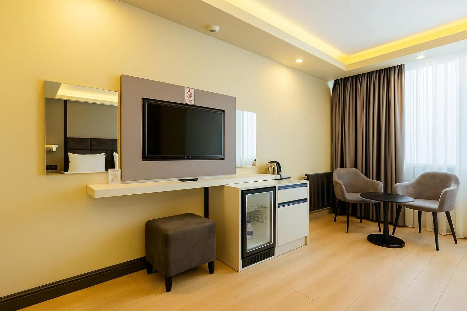 TV and multimedia in FRT AİRPORT OTEL