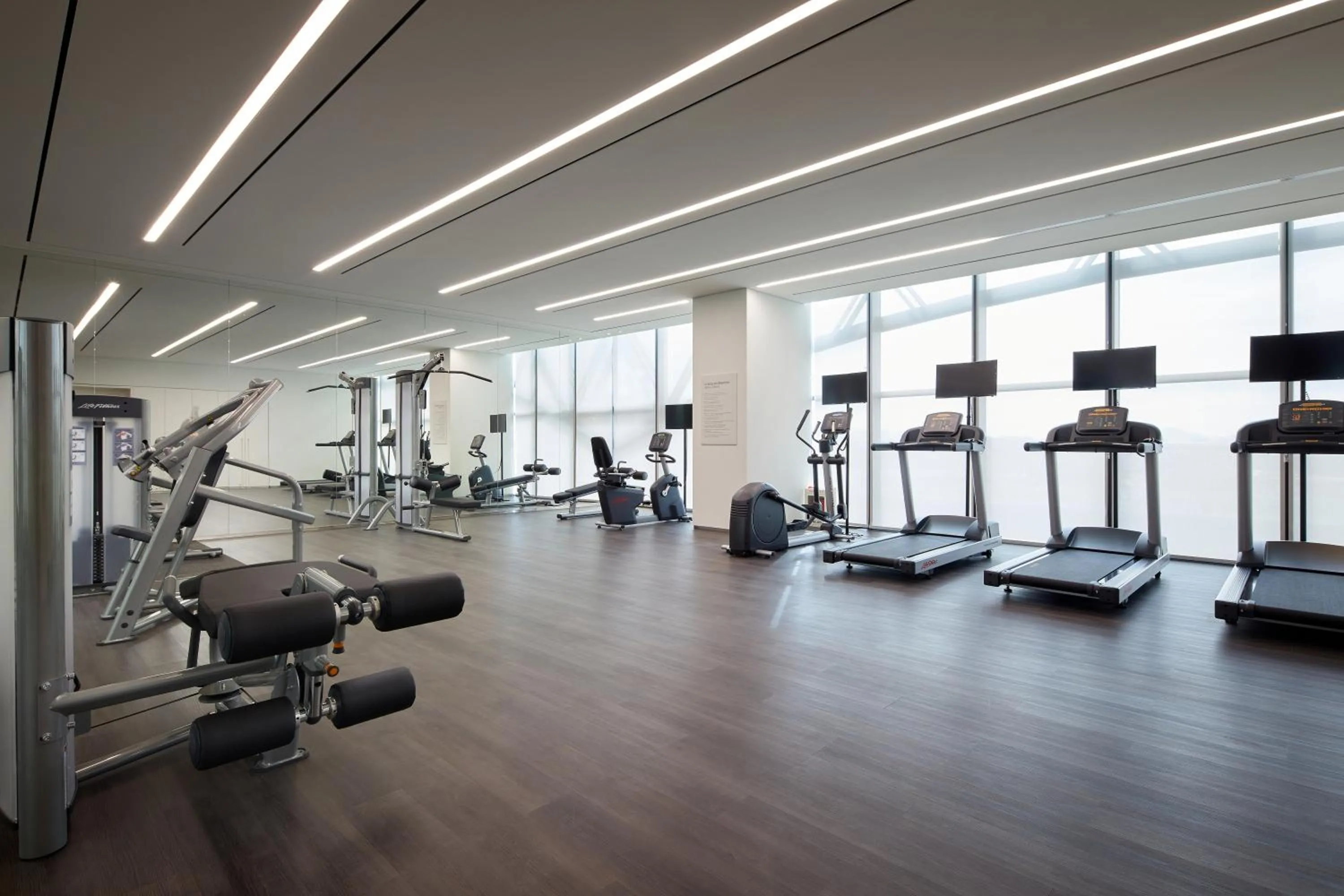 Fitness centre/facilities in Shilla Stay Busan Gimhae Airport - Noksan