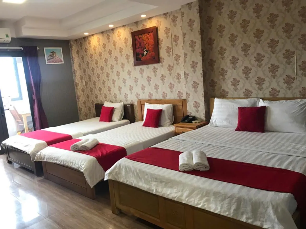 Bed in Bờ Sông Hotel