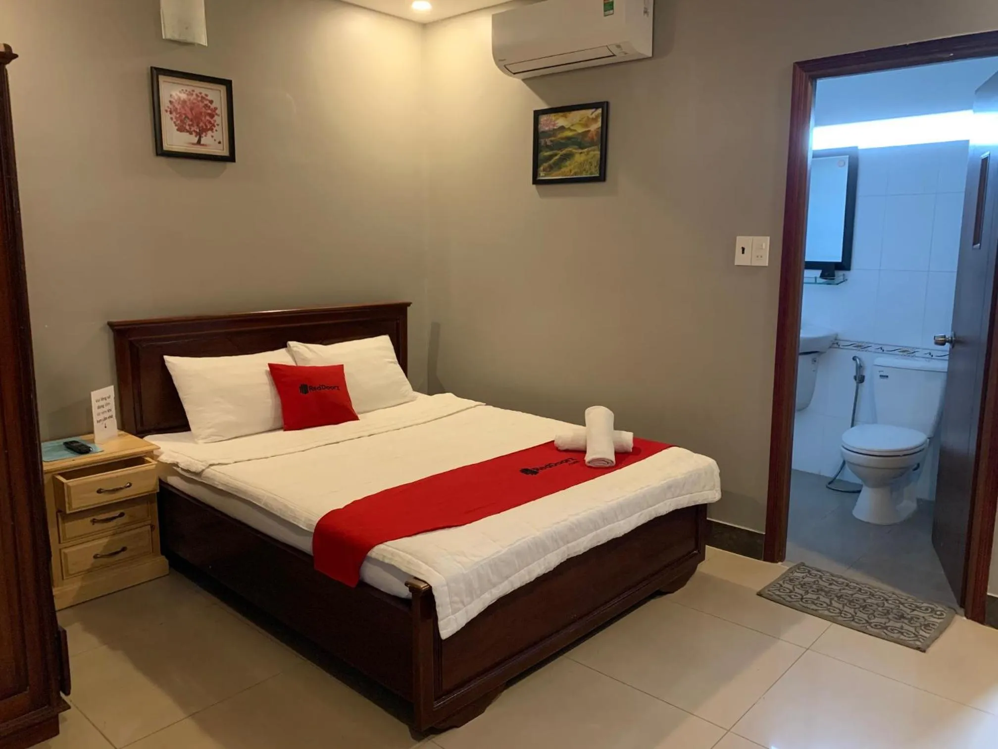 Bedroom, Bed in Bờ Sông Hotel