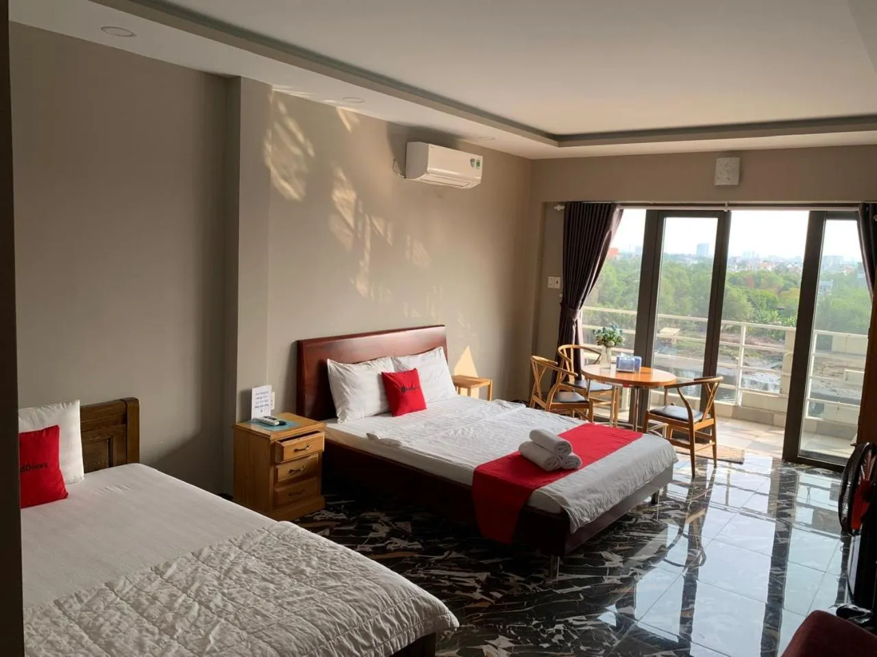 Bedroom, Bed in Bờ Sông Hotel