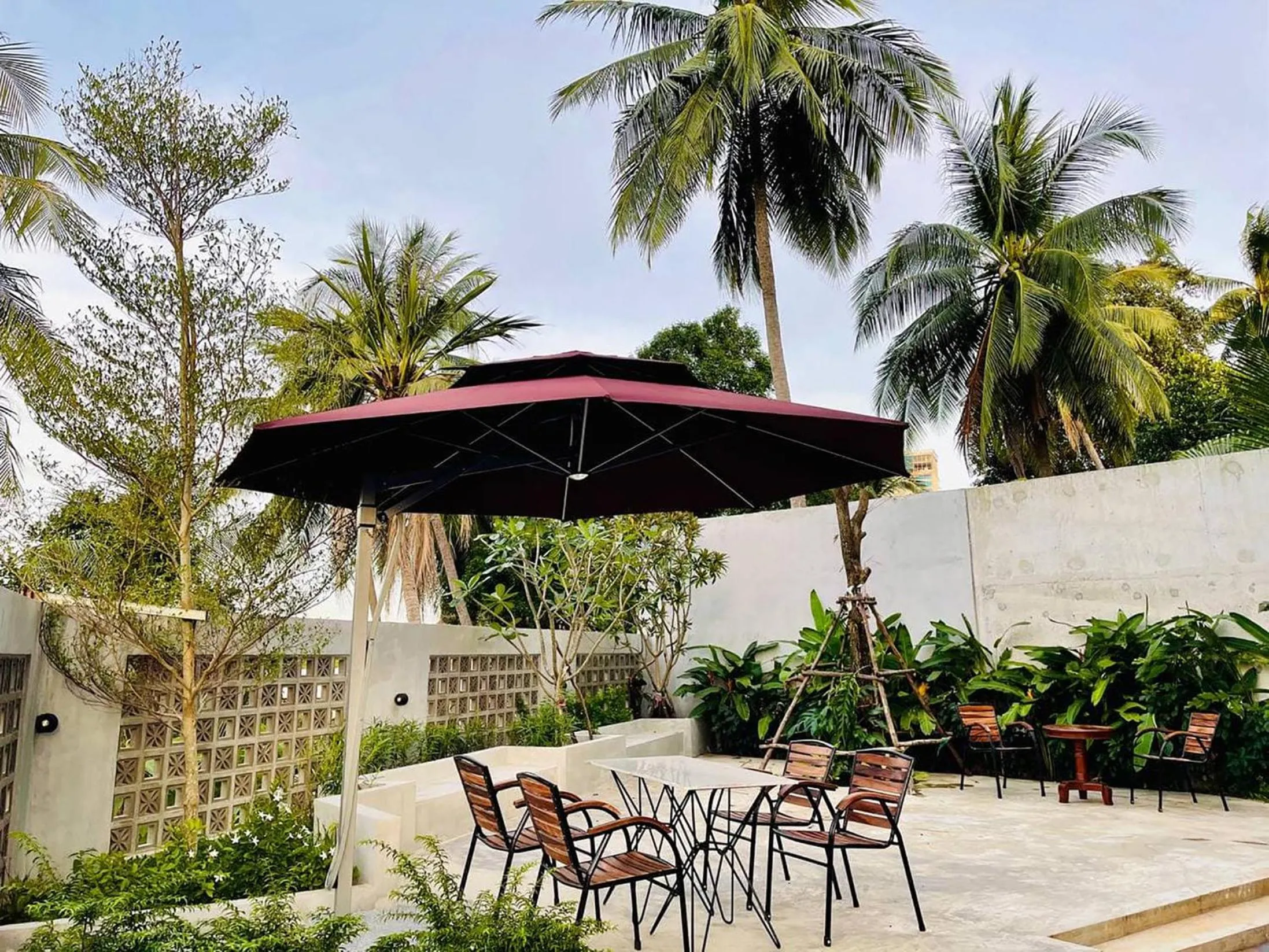 Garden in SS Hotel & Residence