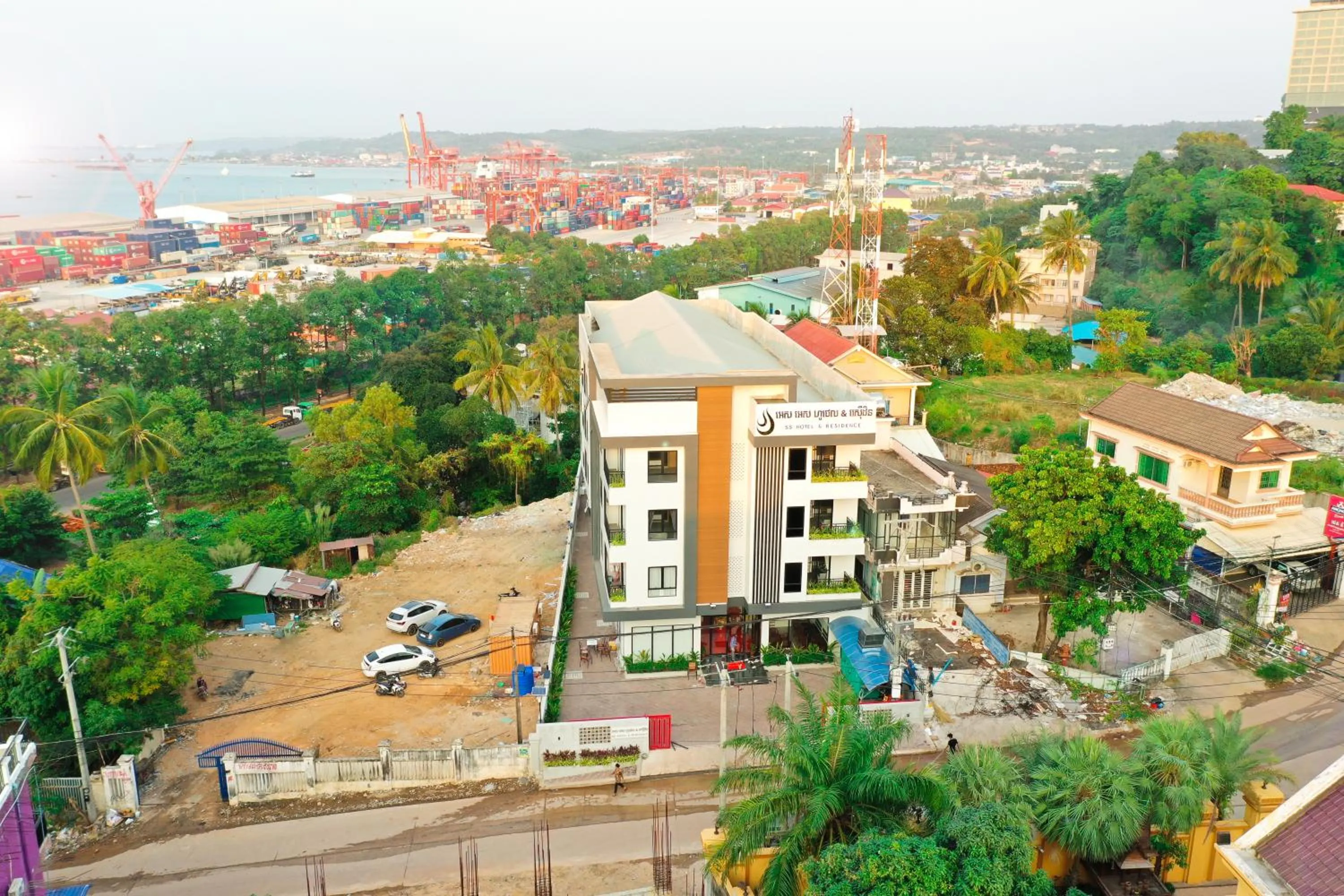 Property building in SS Hotel & Residence