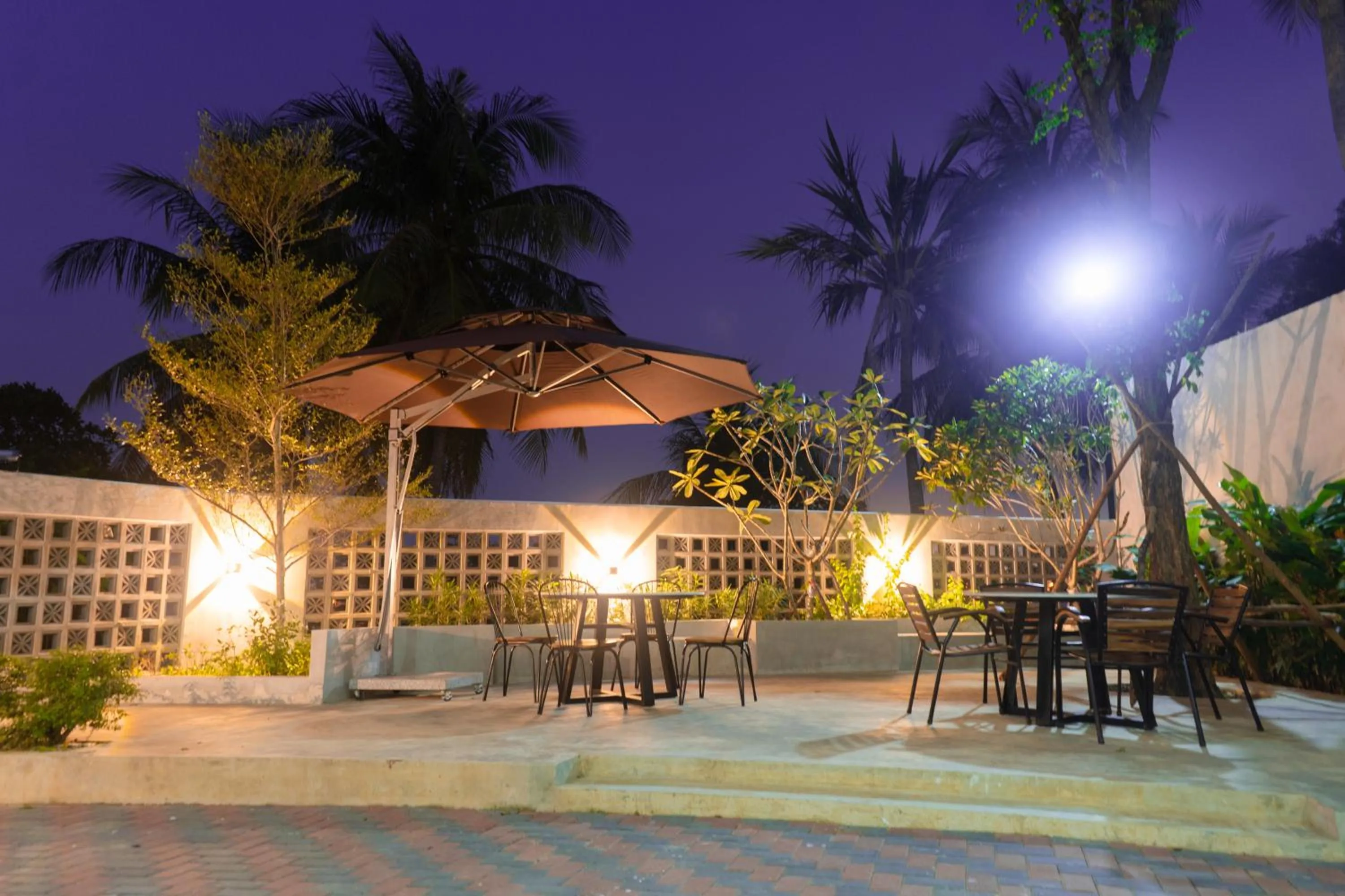 Garden in SS Hotel & Residence