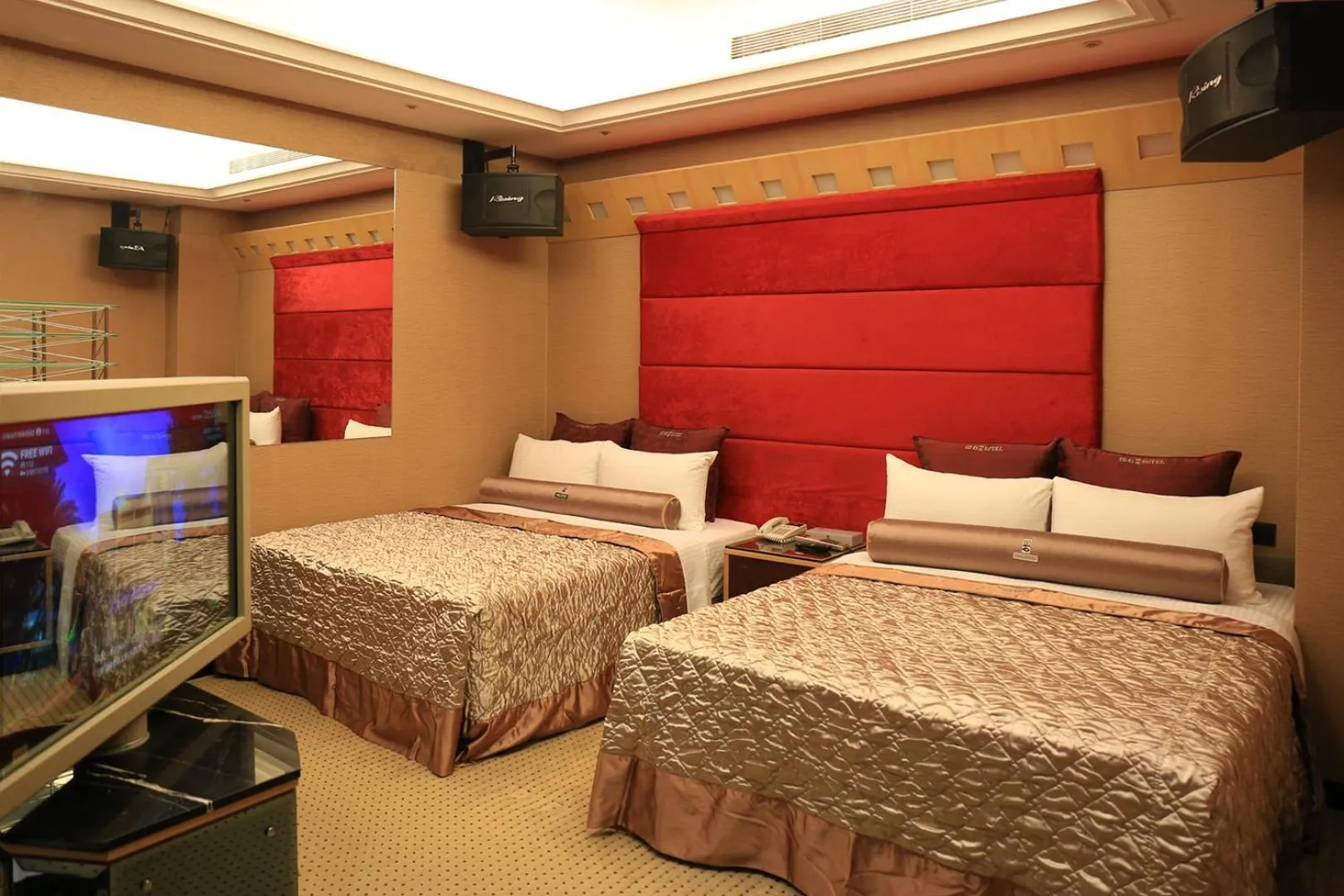 Bed in In-stone Motel