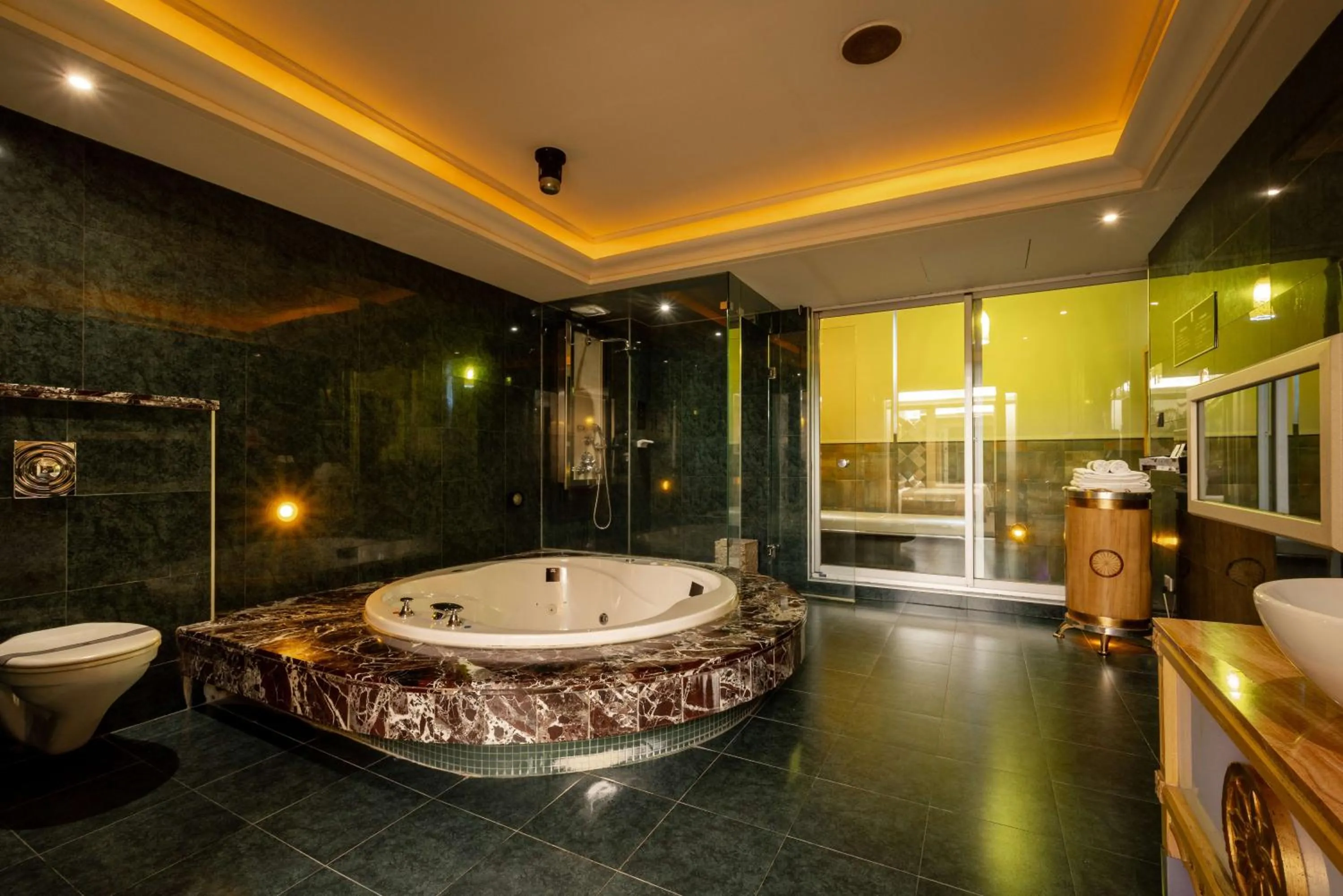 Bathroom in In-stone Motel