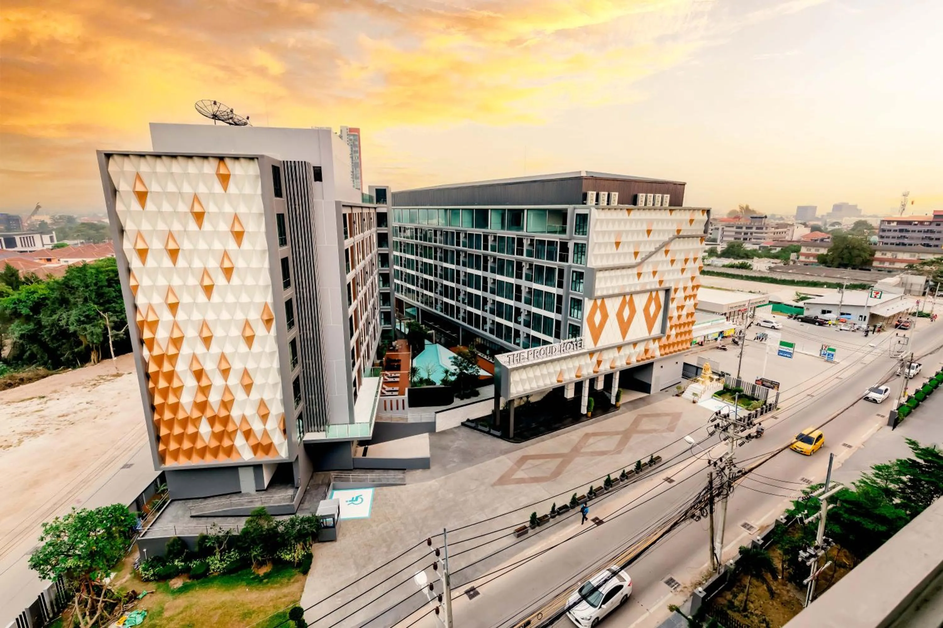 The Proud Hotel Pattaya - SHA Certified