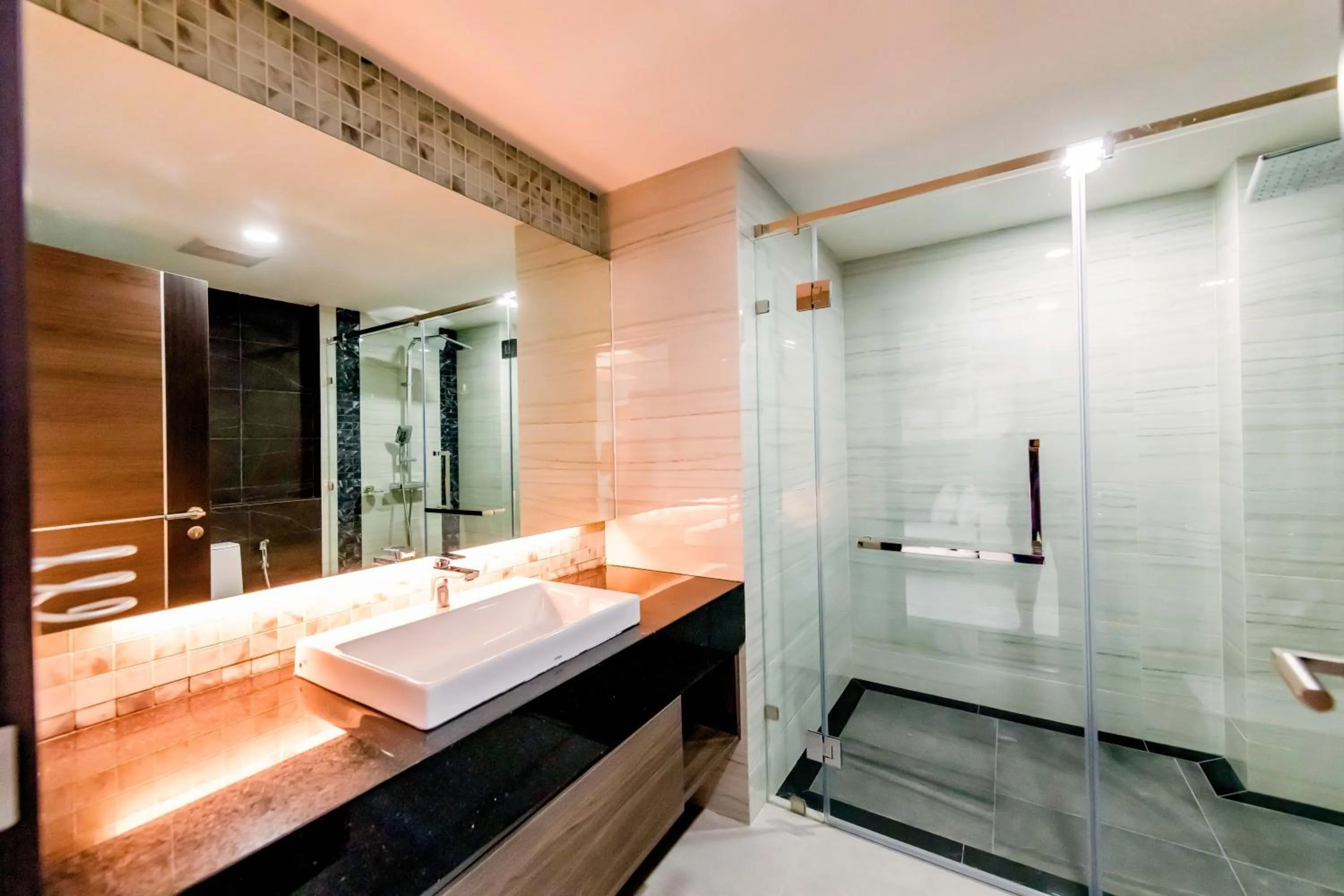 The Proud Hotel Pattaya - SHA Certified